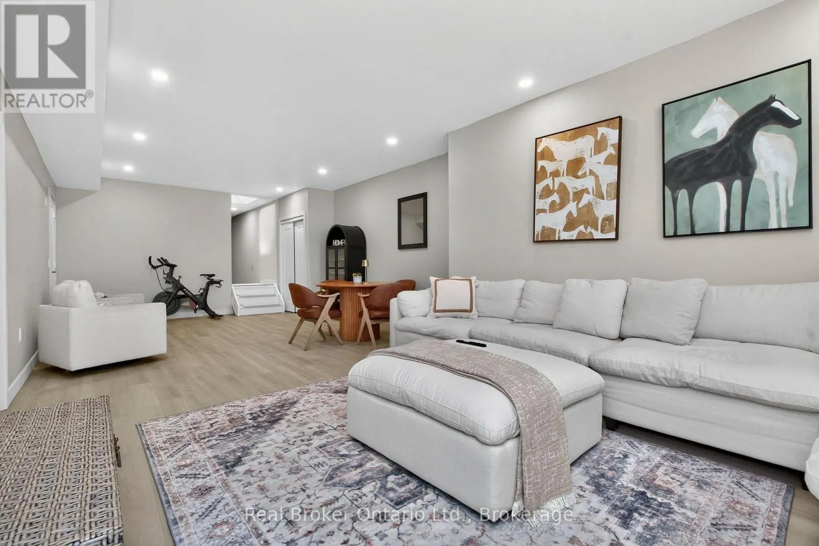 597 LAFONTAINE  ROAD W
