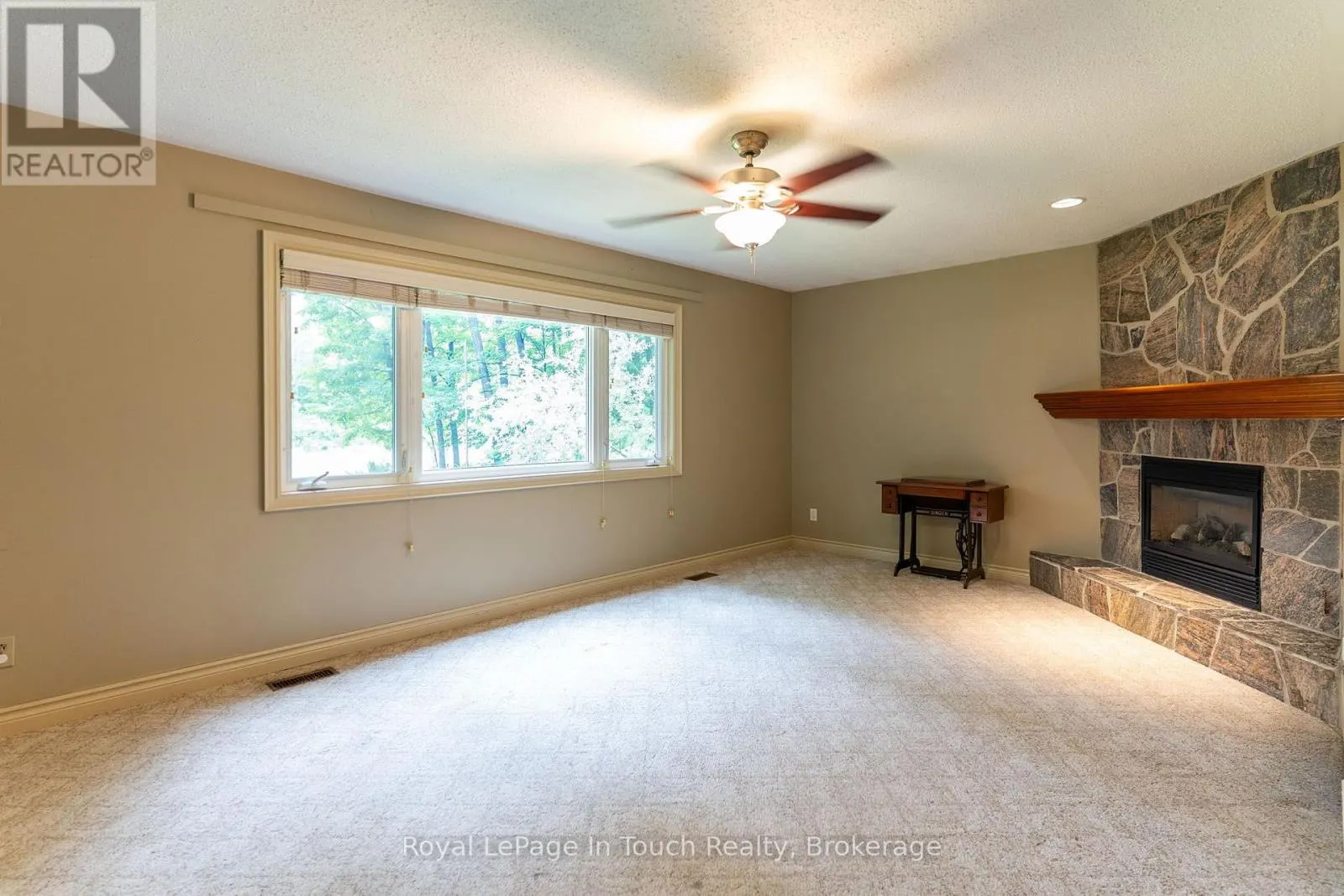 1749 GRATRIX ROAD