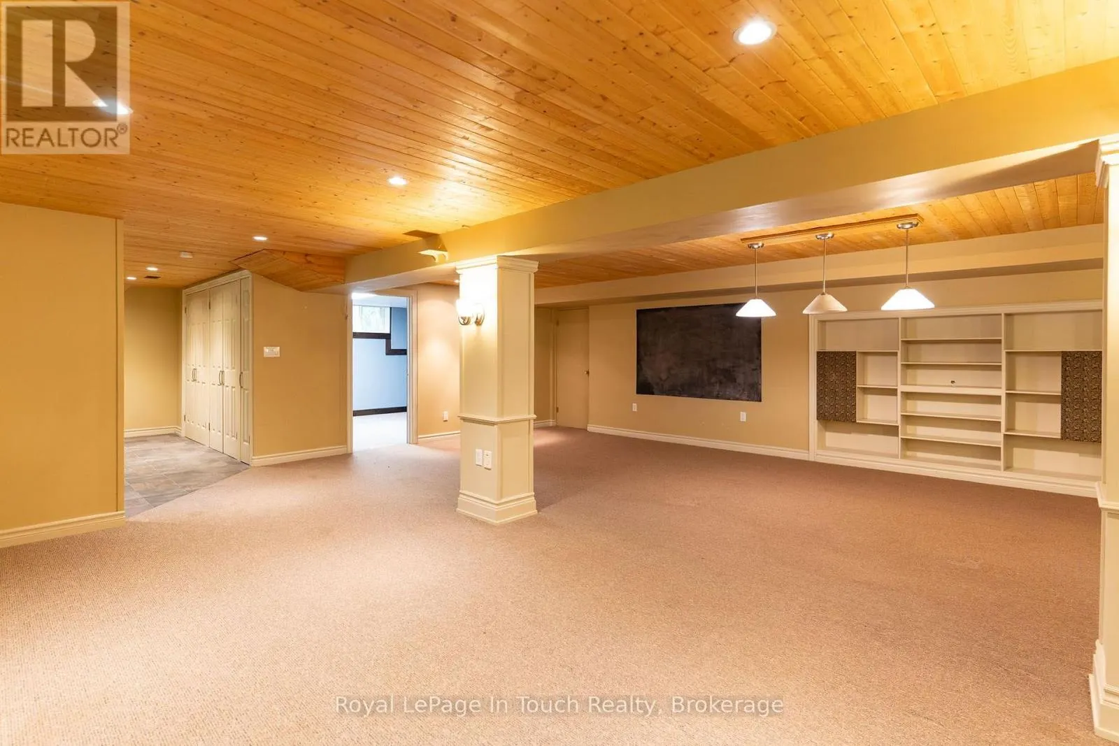 1749 GRATRIX ROAD