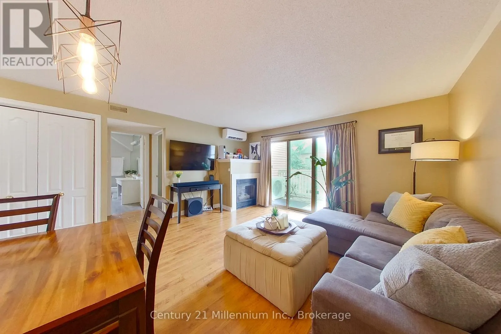 825 - 34 DAWSON DRIVE #825