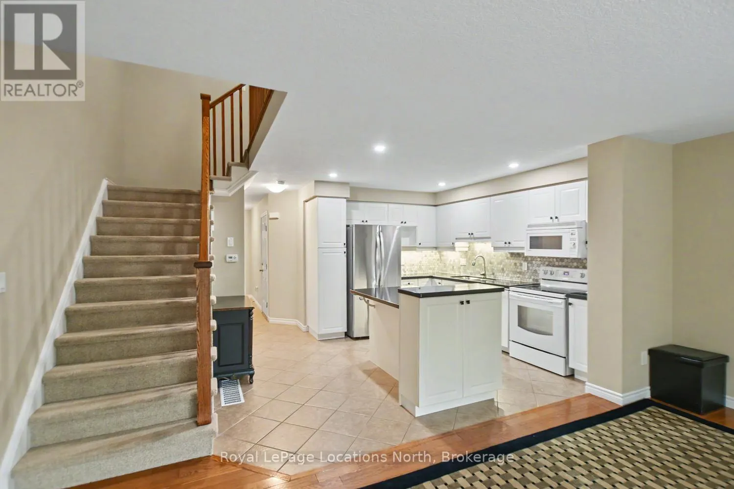 38 SILVER GLEN BOULEVARD