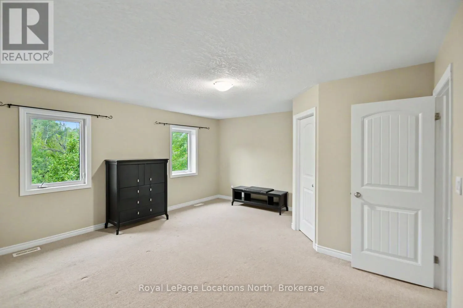 38 SILVER GLEN BOULEVARD