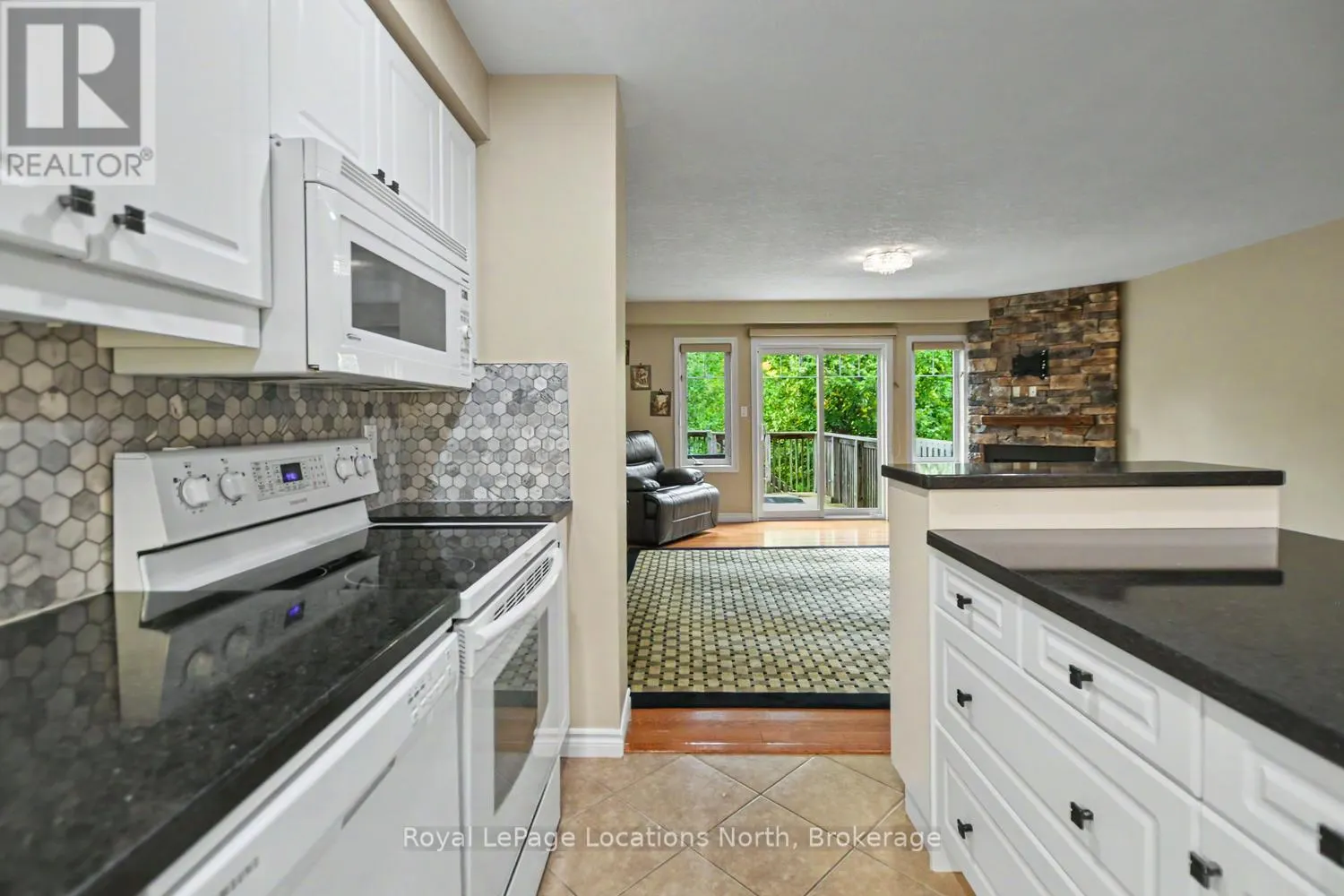 38 SILVER GLEN BOULEVARD