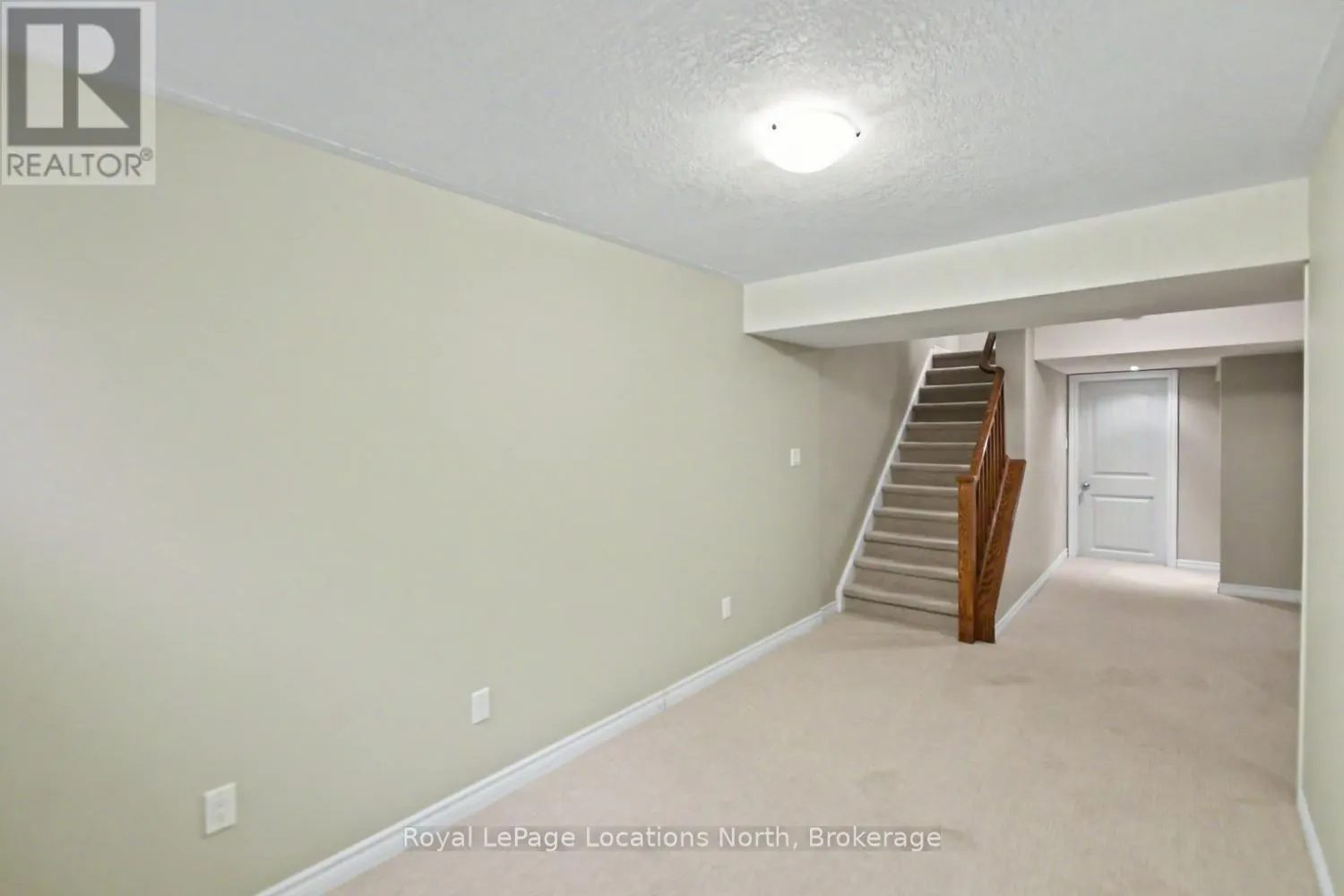 38 SILVER GLEN BOULEVARD