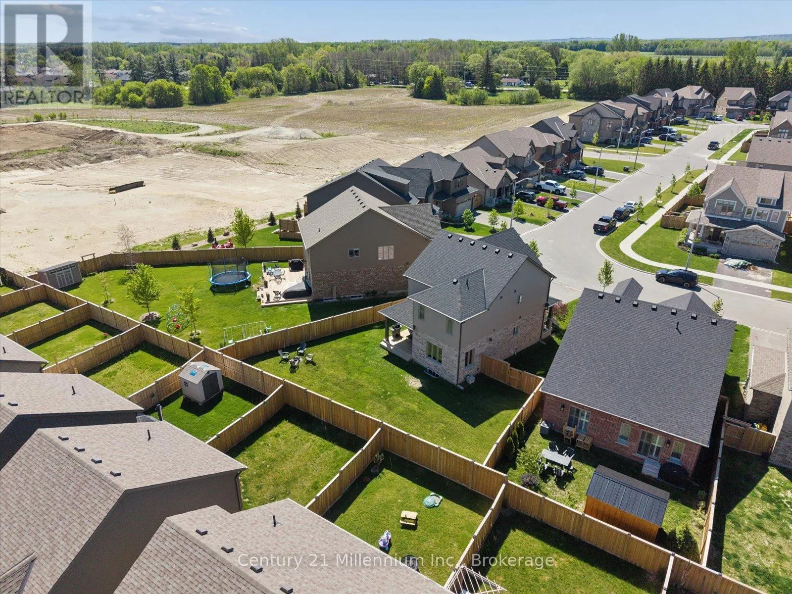 15 MAIDENS CRESCENT