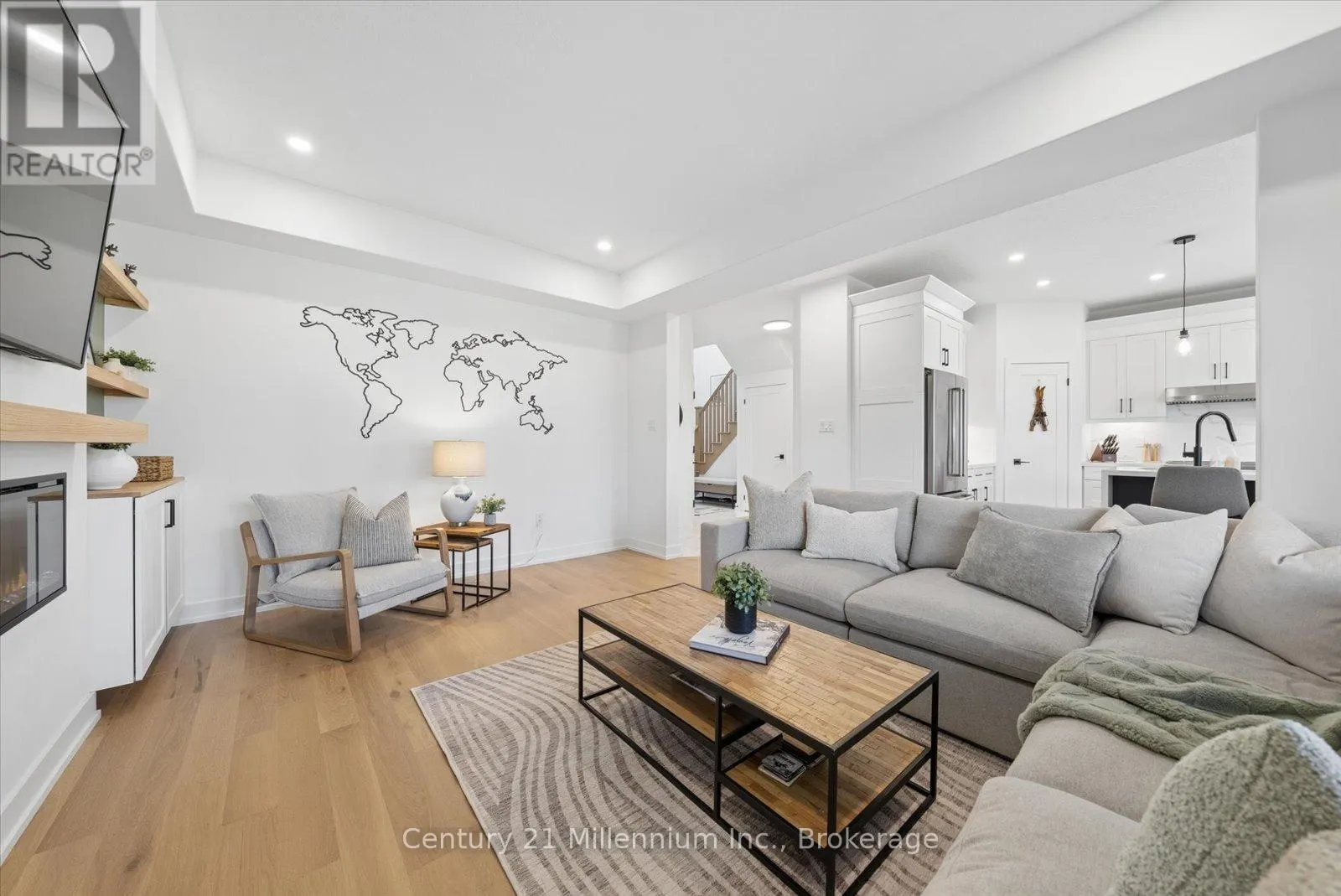 15 MAIDENS CRESCENT