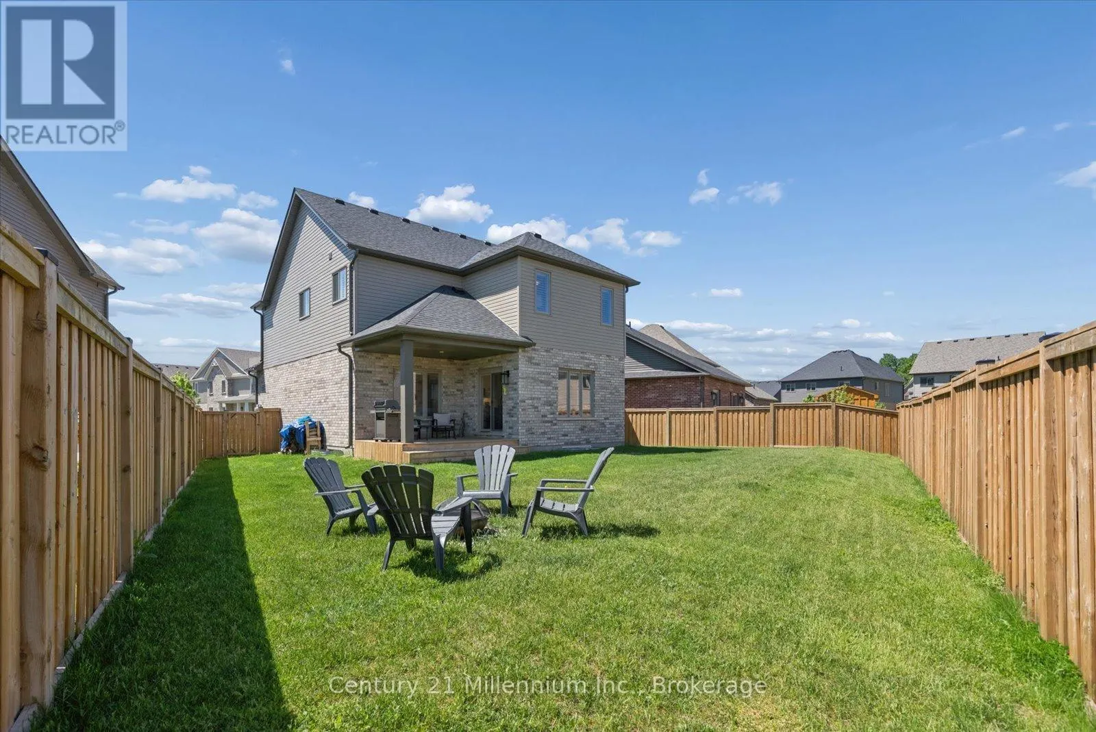 15 MAIDENS CRESCENT