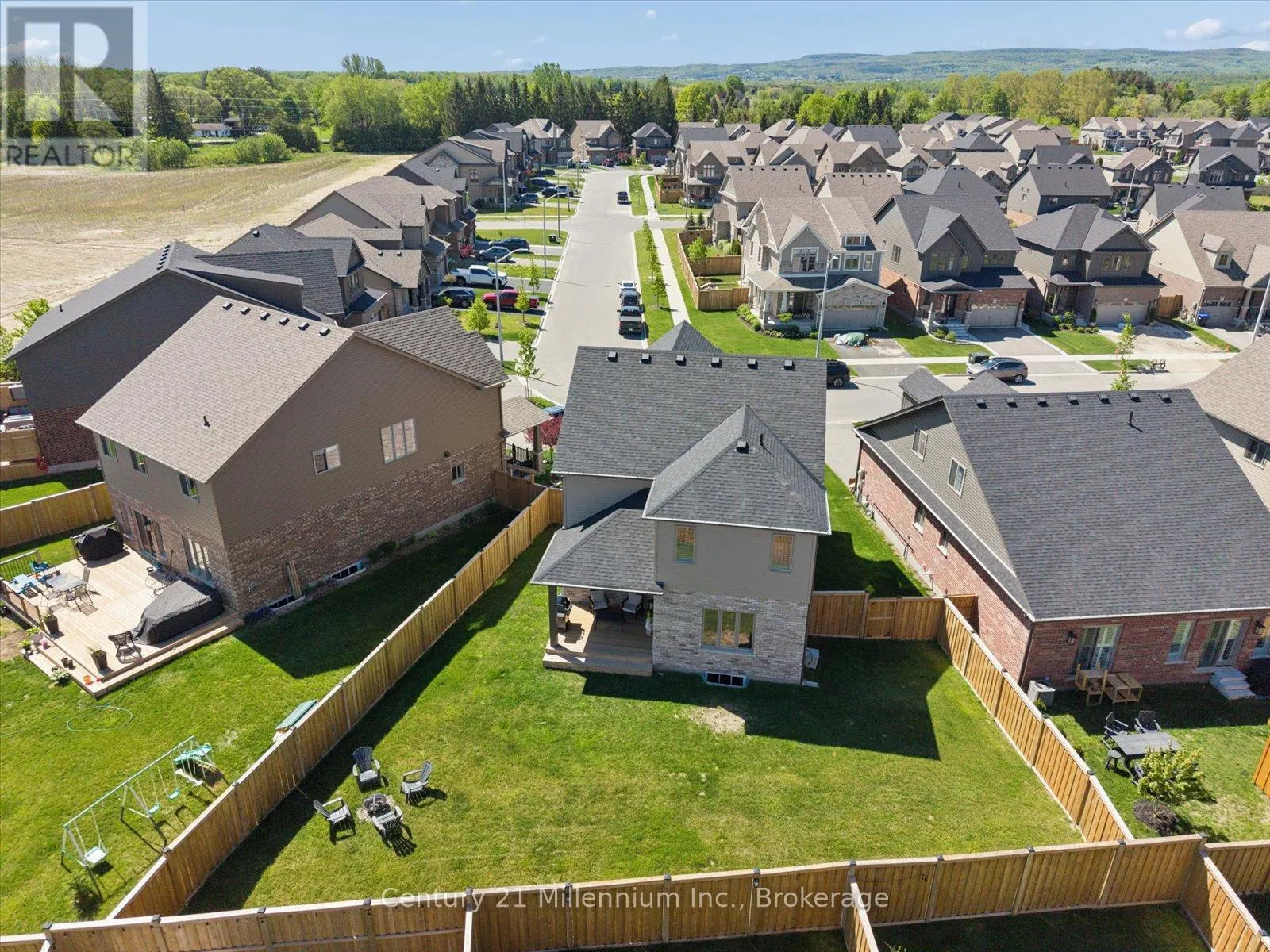 15 MAIDENS CRESCENT