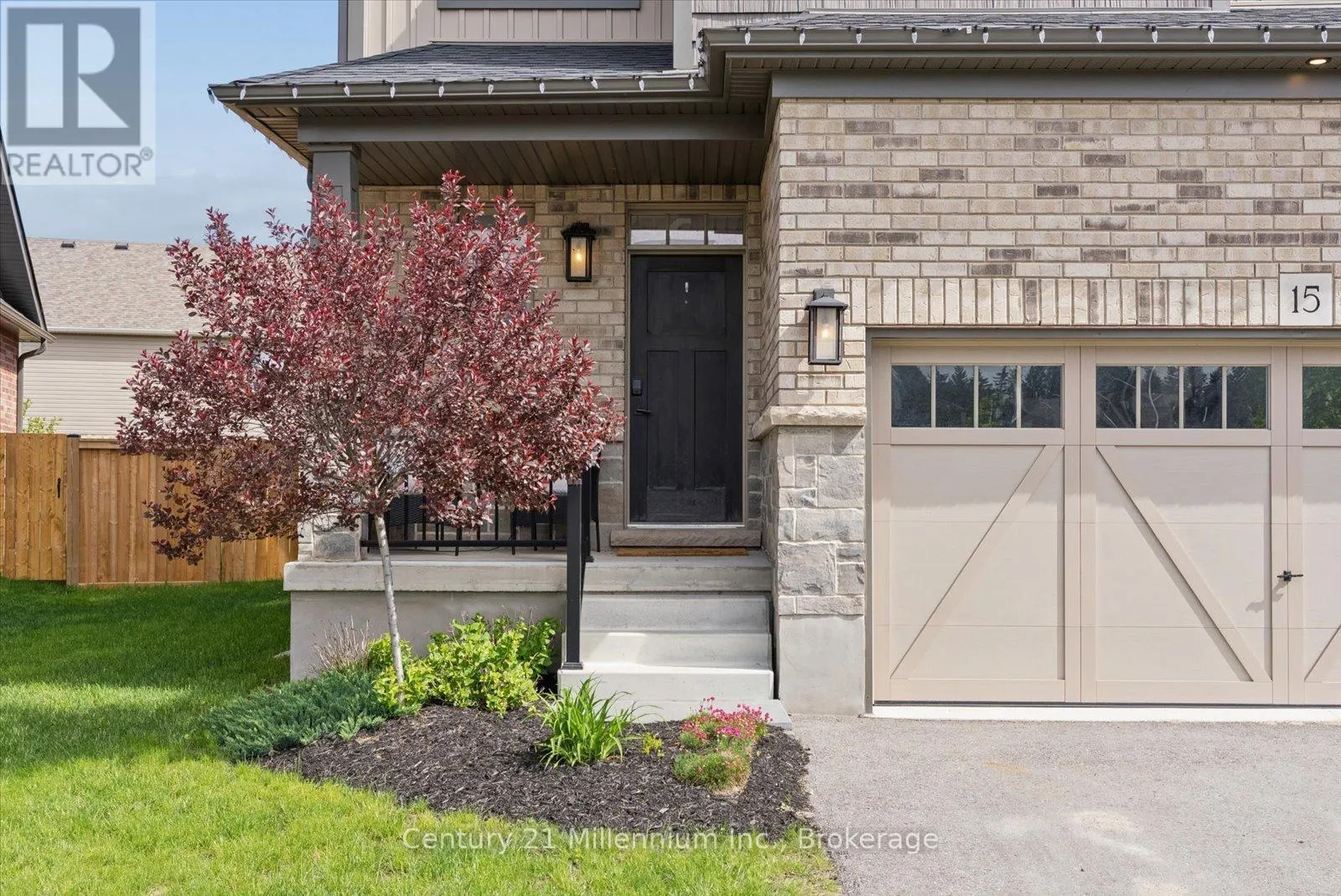 15 MAIDENS CRESCENT