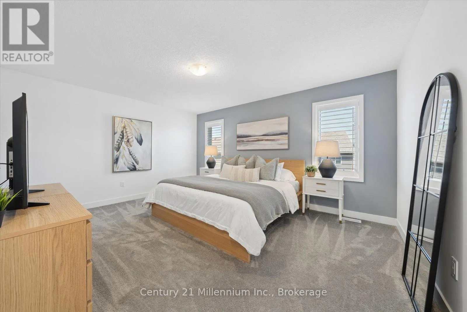 15 MAIDENS CRESCENT