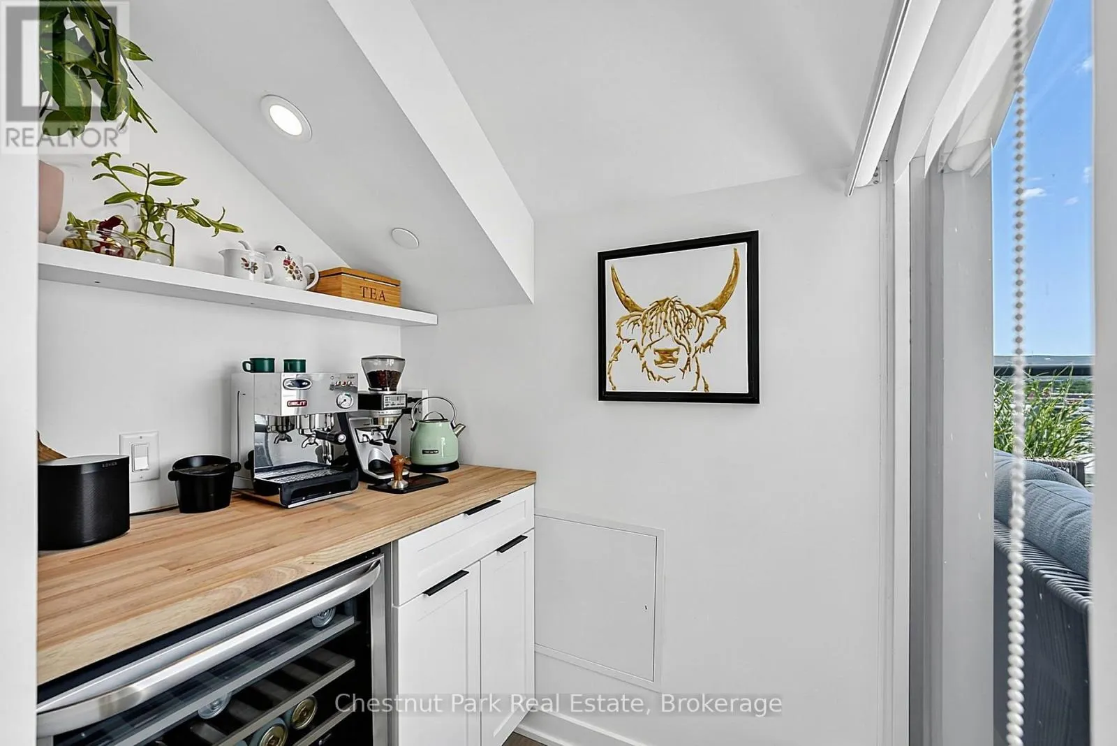 618 - 31 HURON STREET #618