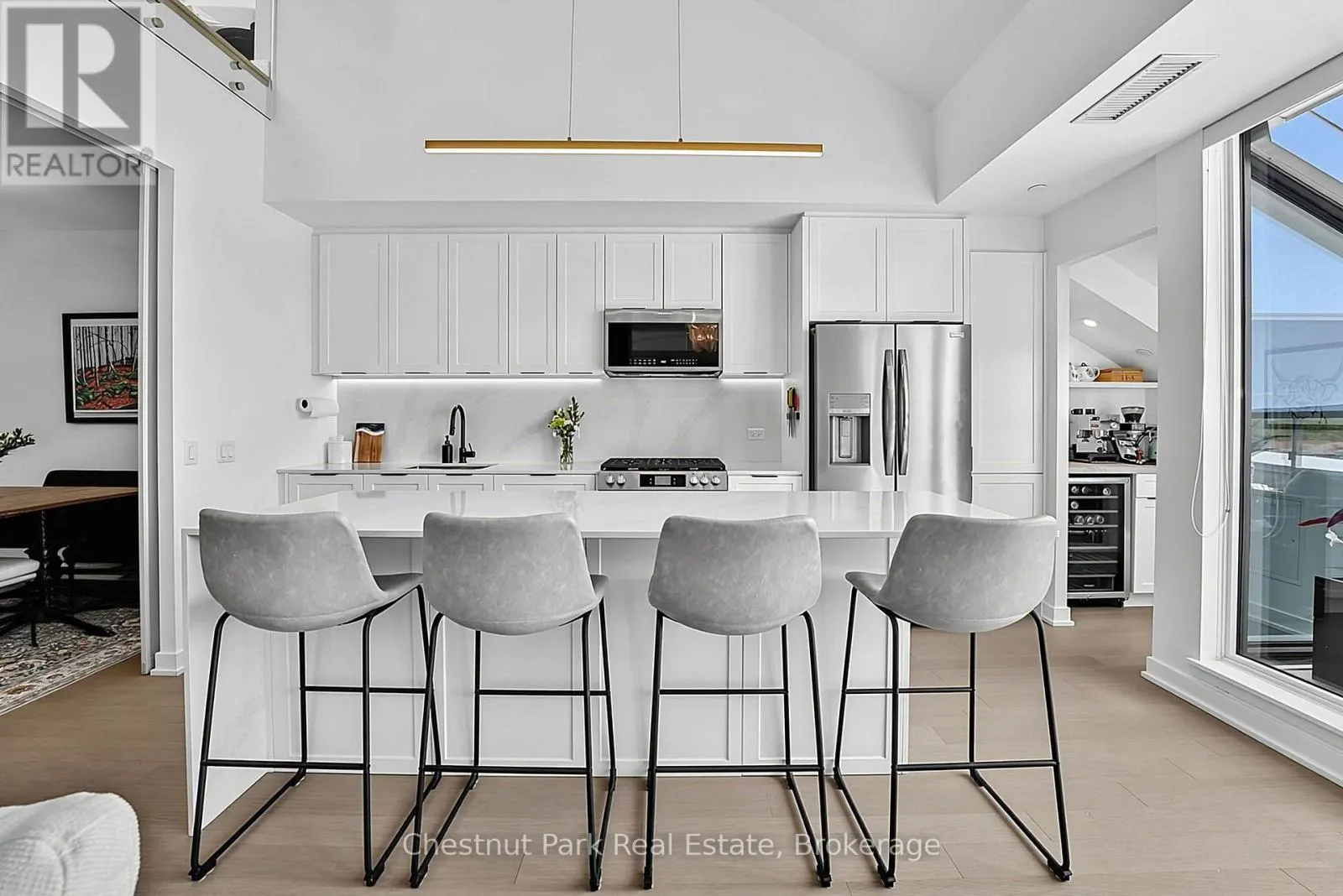 618 - 31 HURON STREET #618