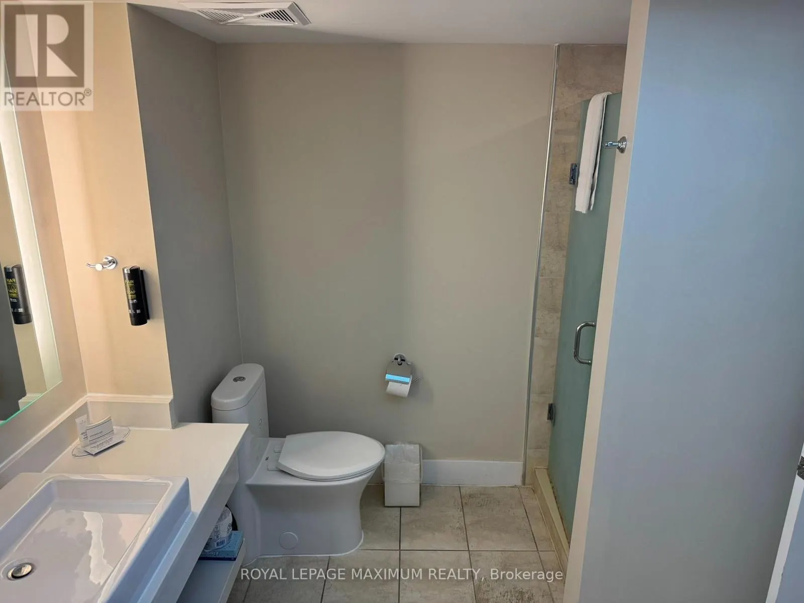 6112/6114 - 9 HARBOUR STREET