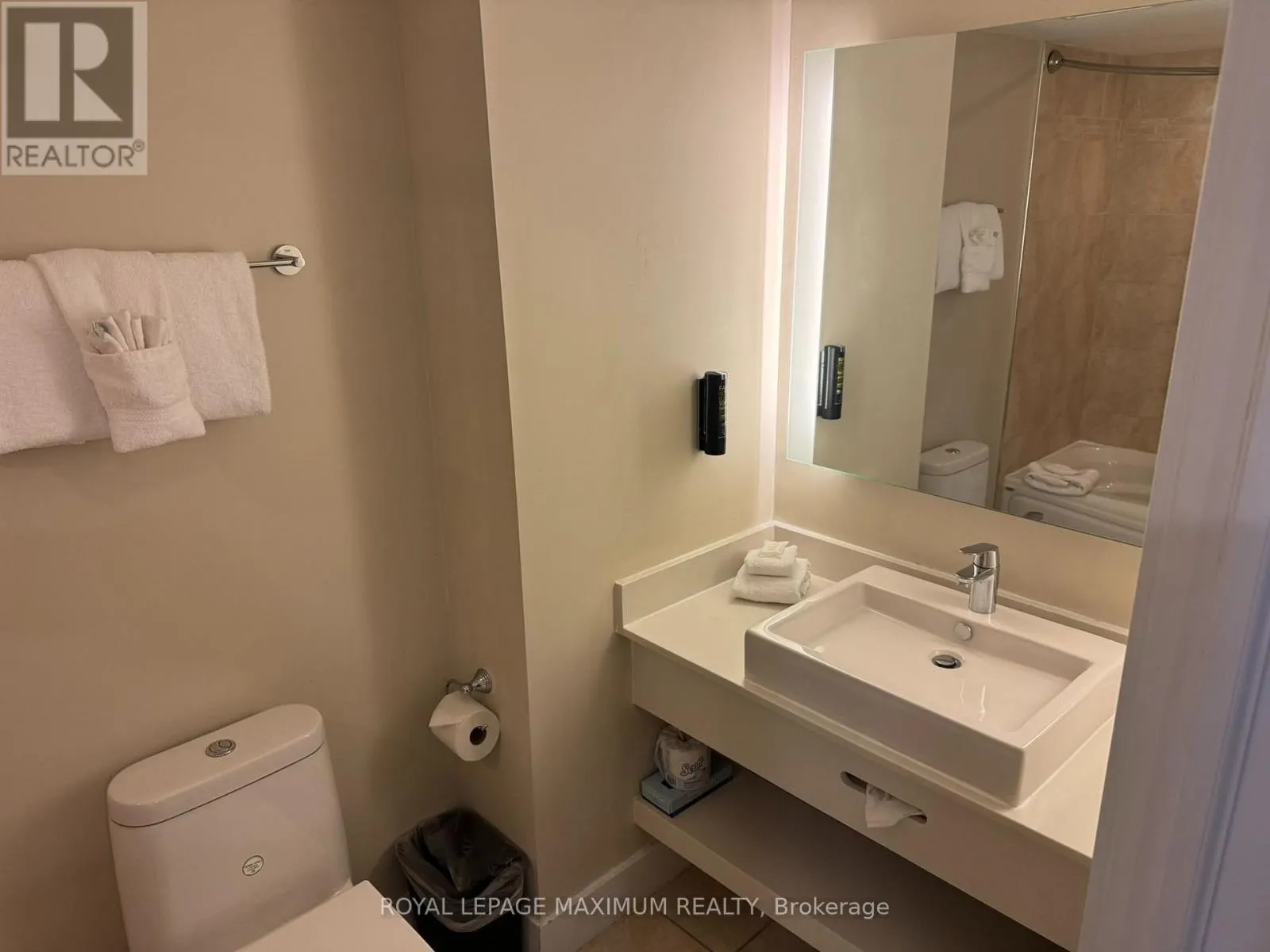 6112/6114 - 9 HARBOUR STREET