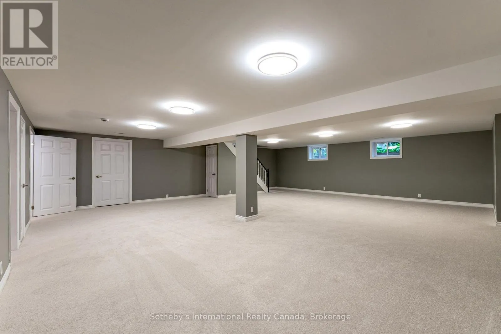 75 EDWARD STREET E