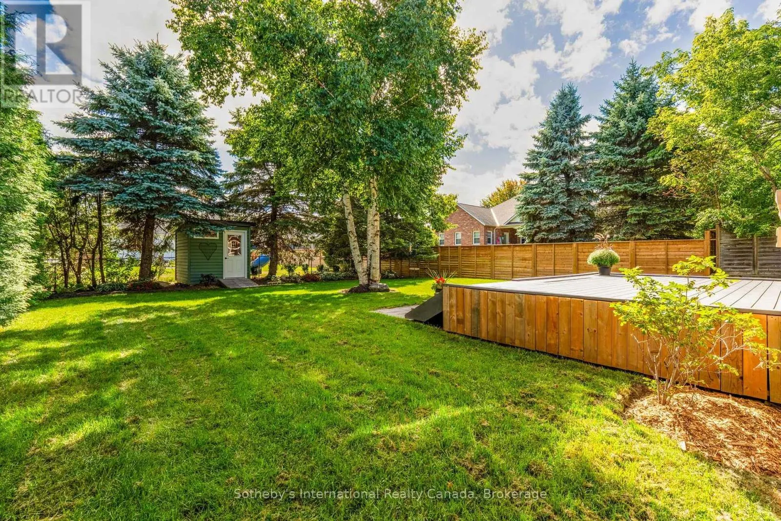 75 EDWARD STREET E
