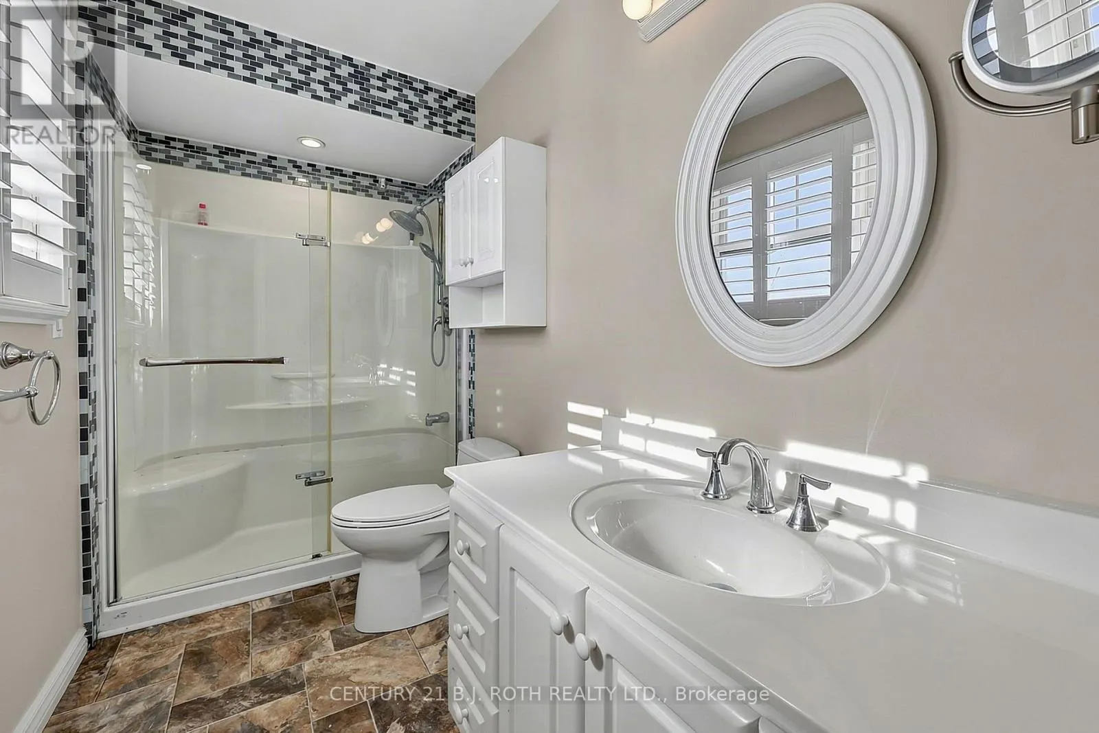 104 WOODSIDE DRIVE