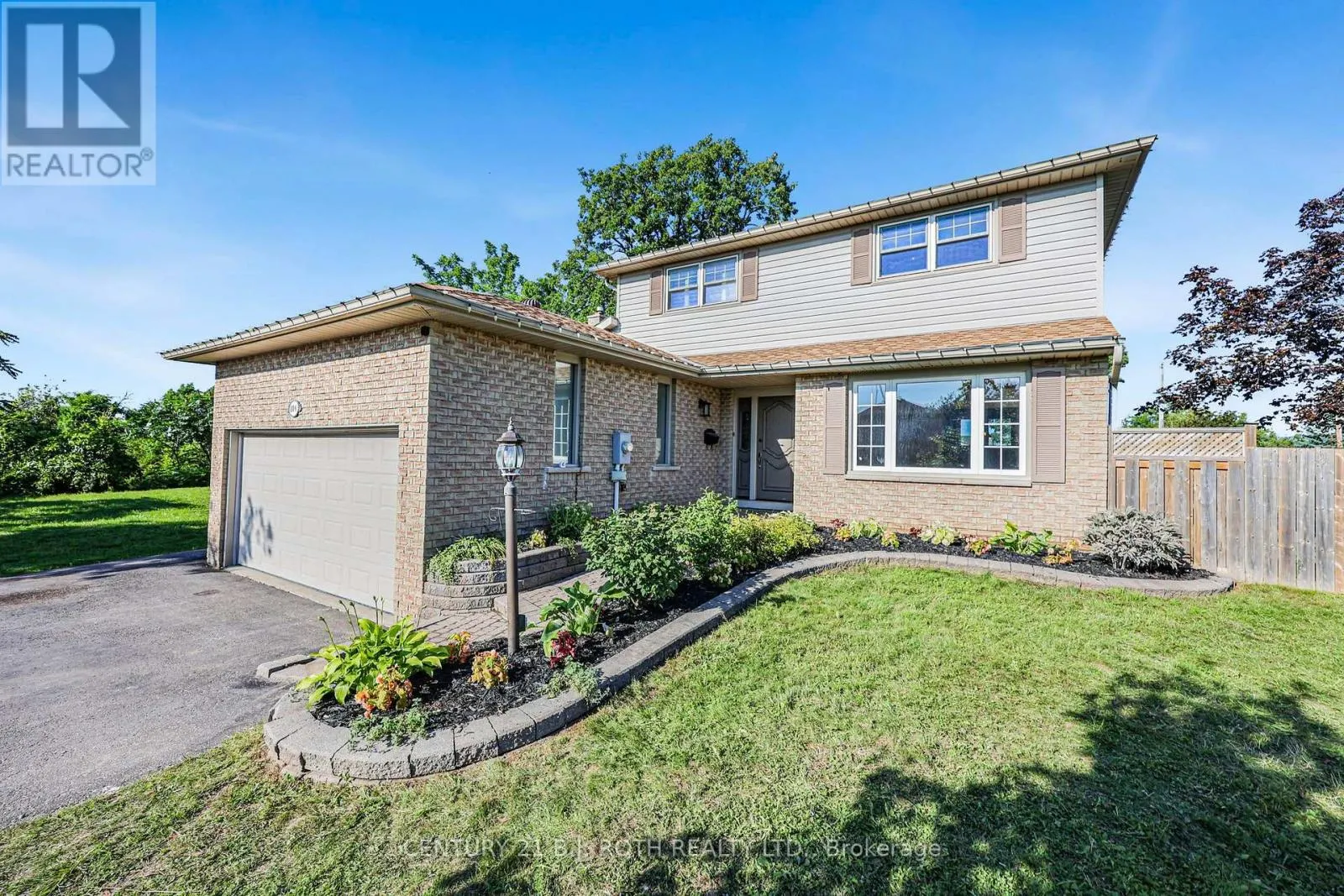 104 WOODSIDE DRIVE