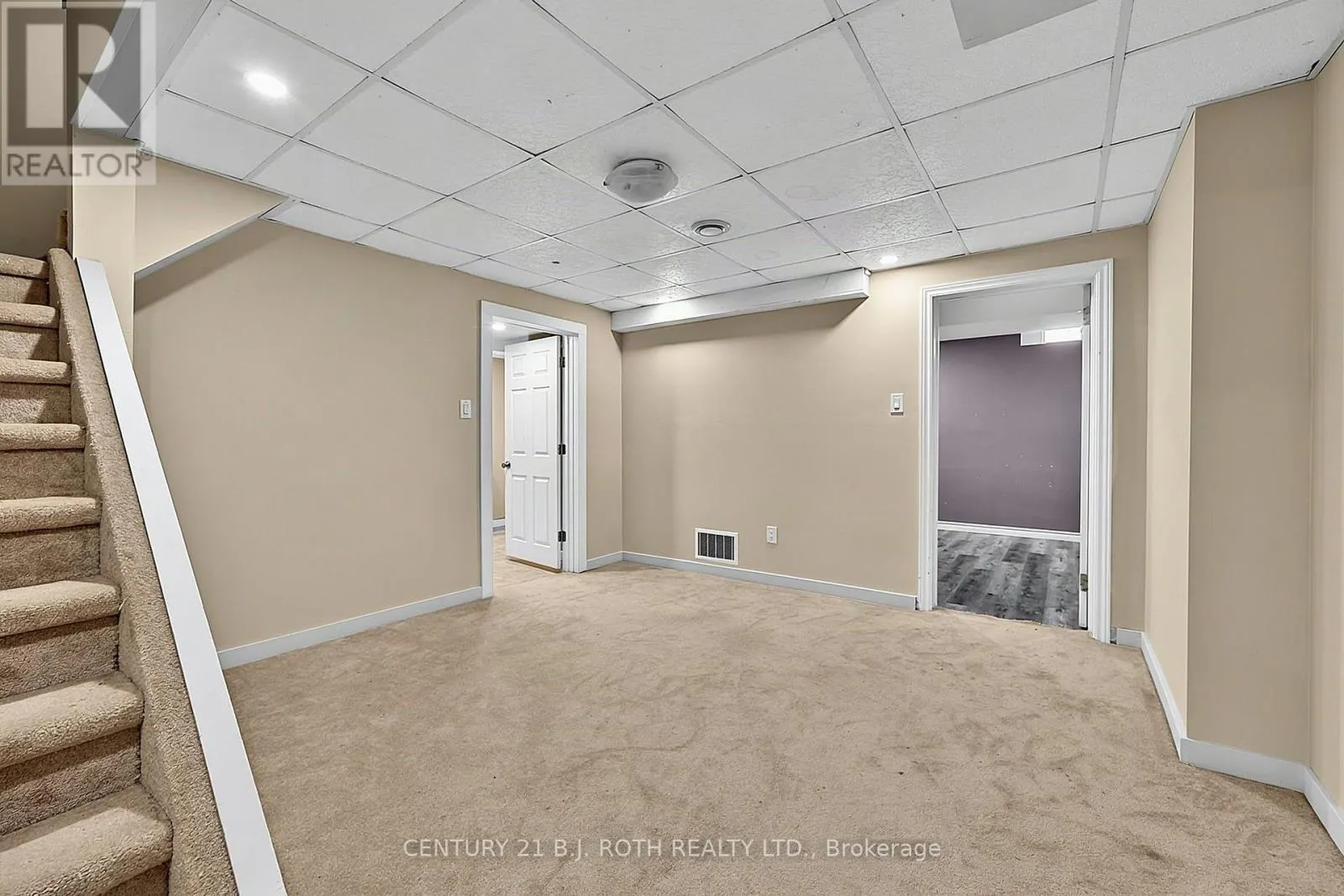 104 WOODSIDE DRIVE