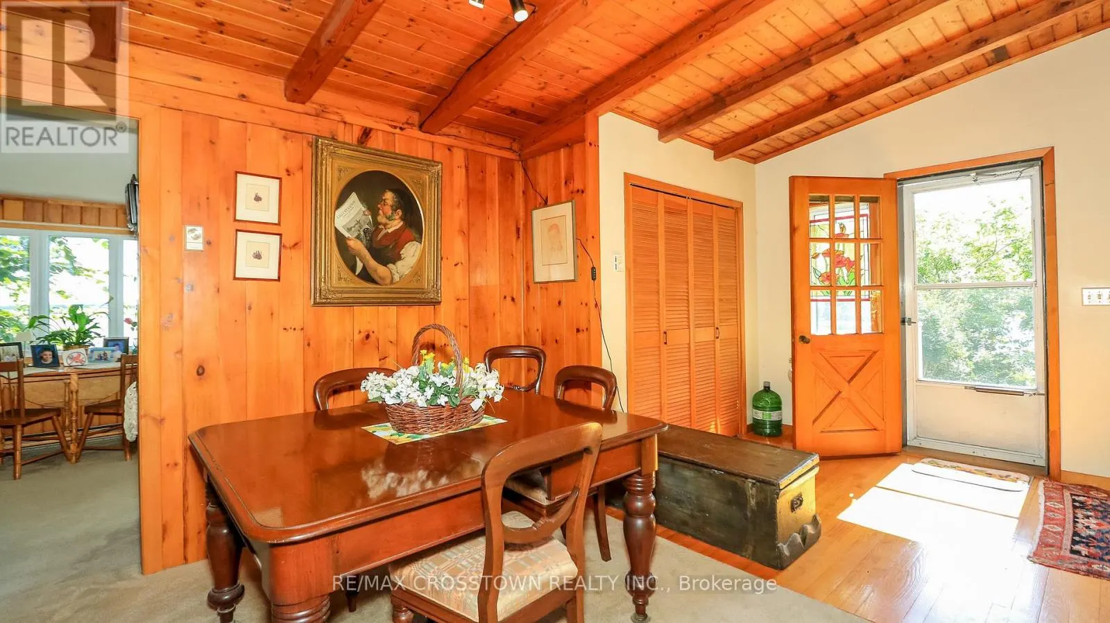 2 PEMBERTON LANE