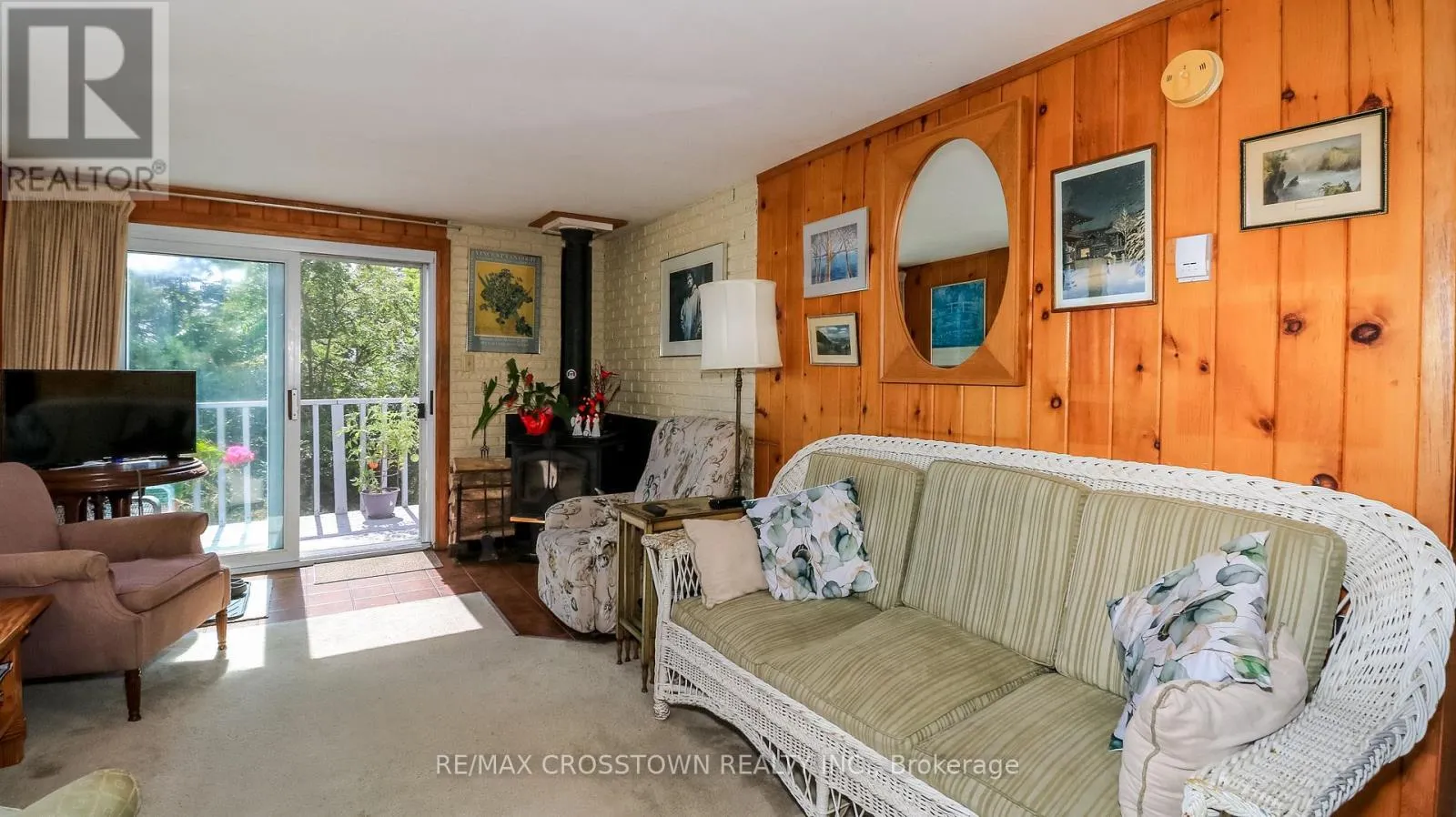 2 PEMBERTON LANE