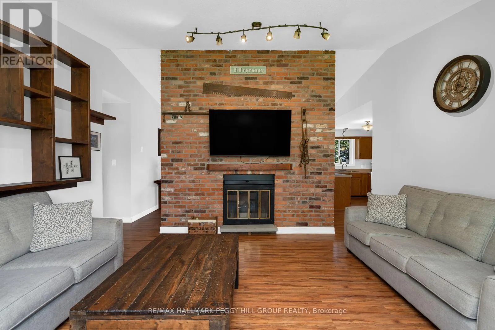 55 SHELSWELL BOULEVARD