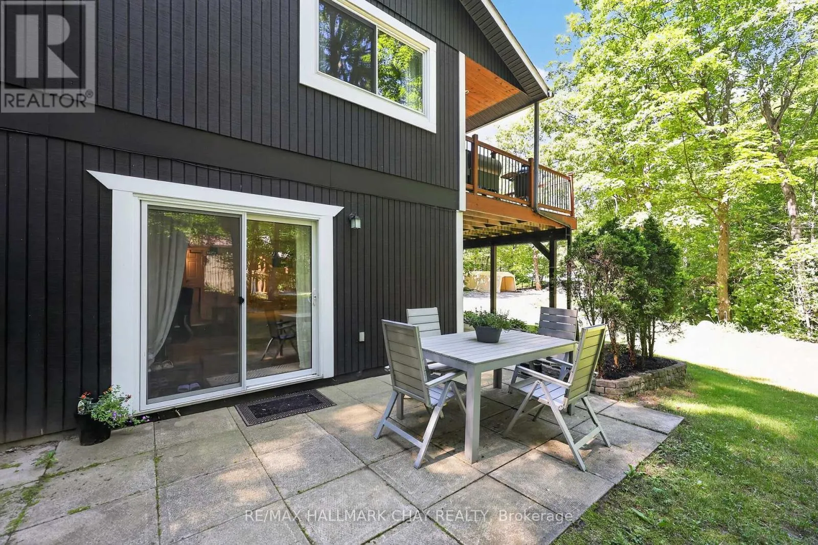 23 ALGONQUIN TRAIL