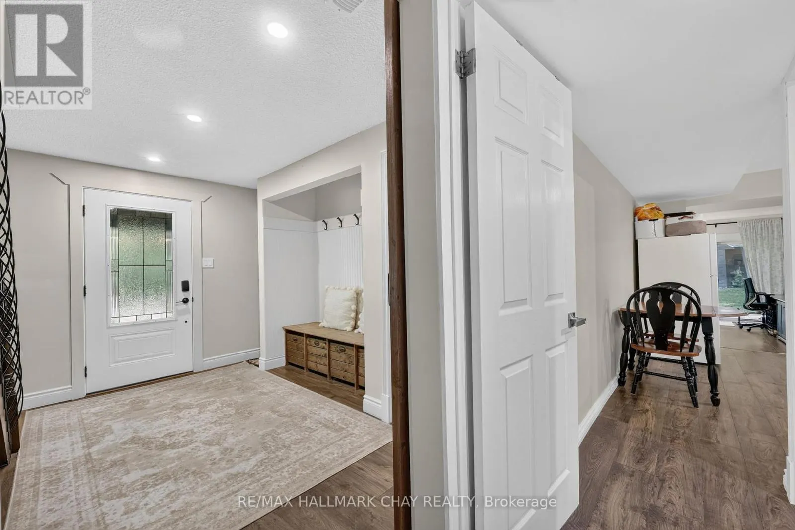 23 ALGONQUIN TRAIL