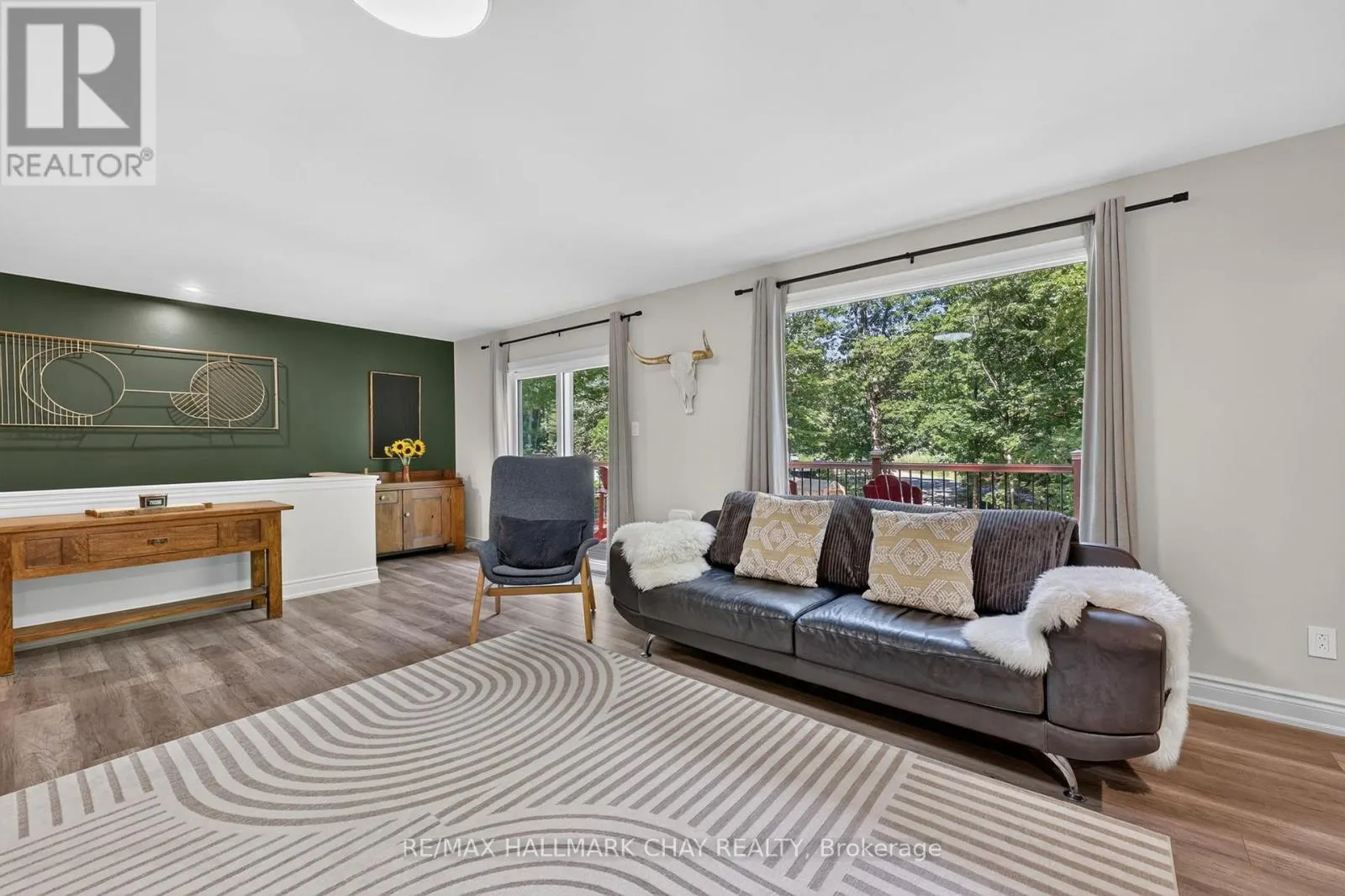 23 ALGONQUIN TRAIL