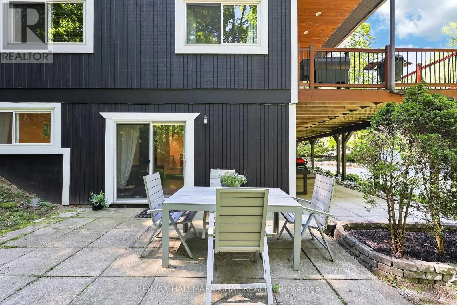 23 ALGONQUIN TRAIL