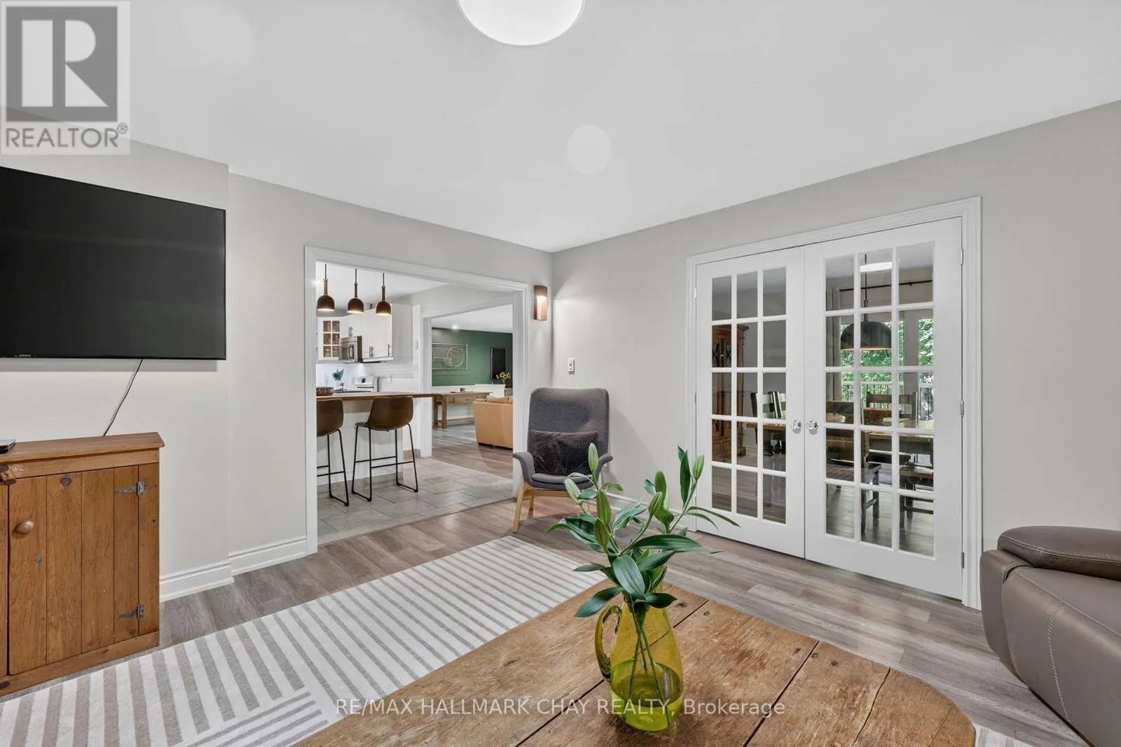23 ALGONQUIN TRAIL