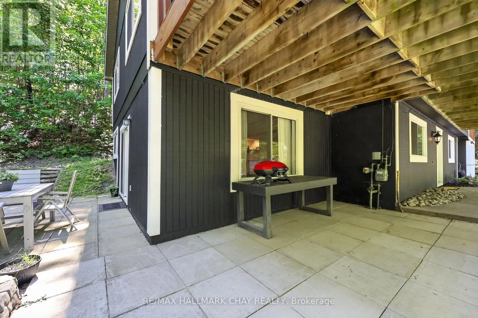 23 ALGONQUIN TRAIL