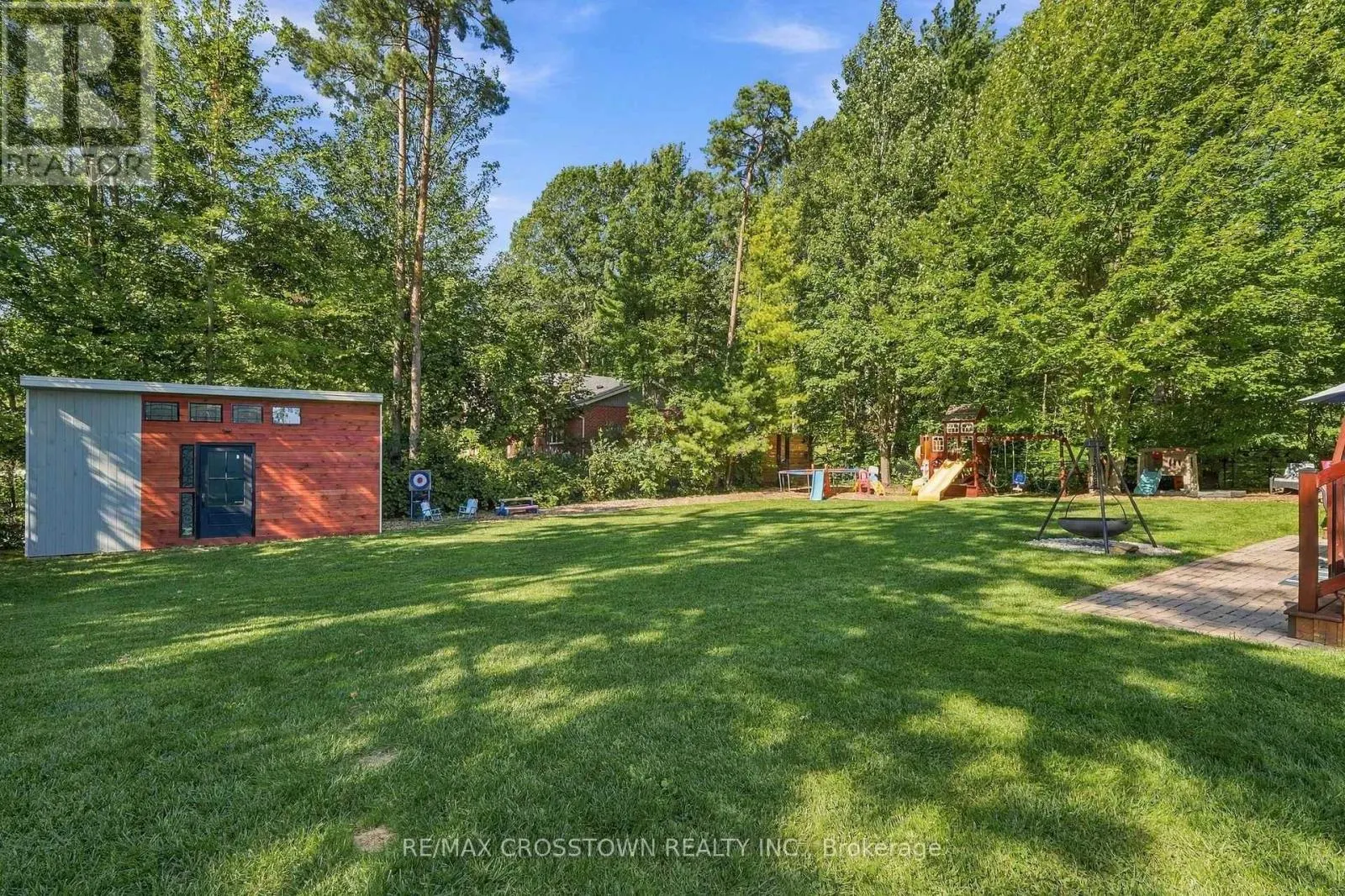 20 IDLEWOOD DRIVE