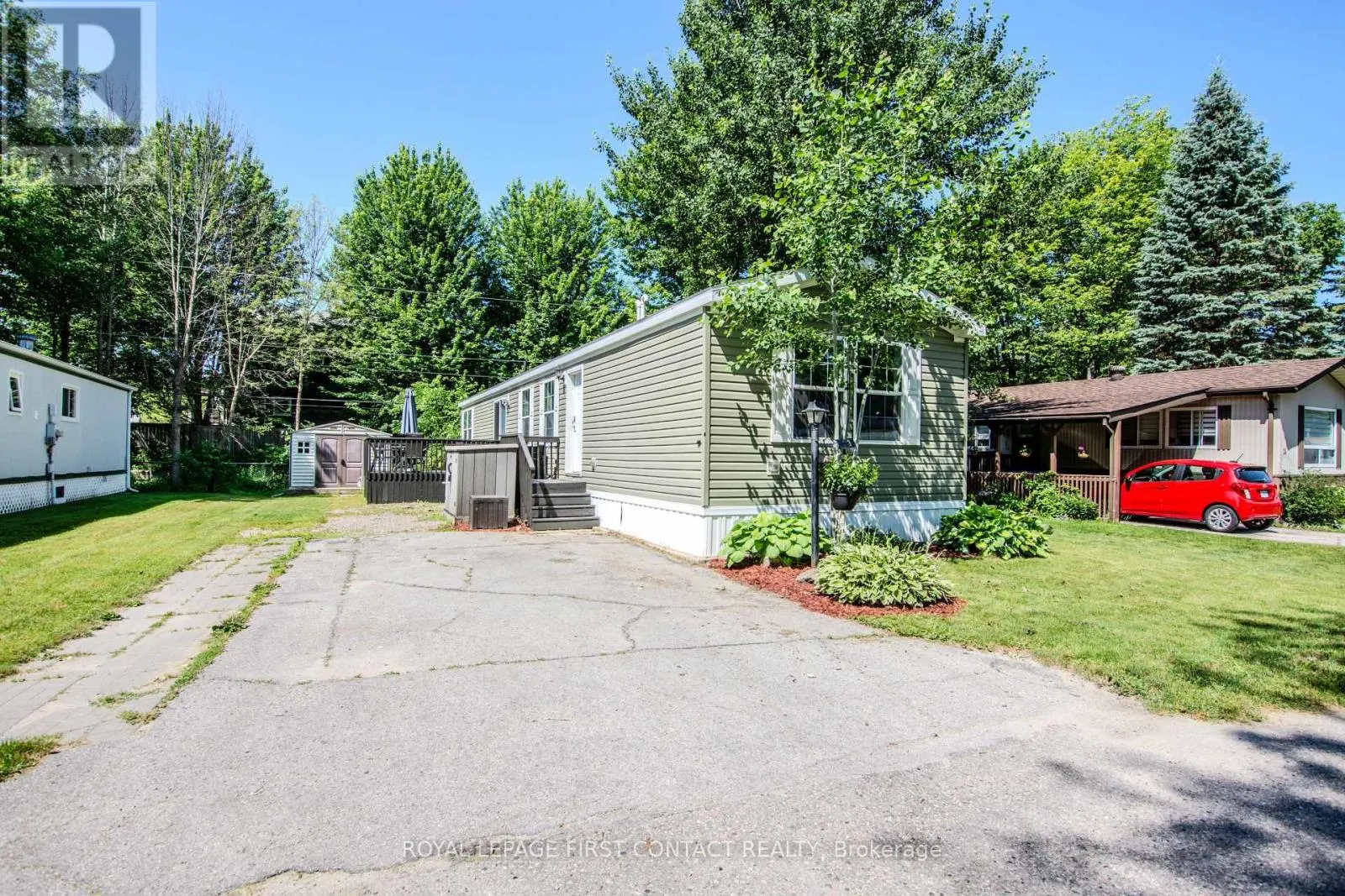 23 GEORGIAN GLEN DRIVE