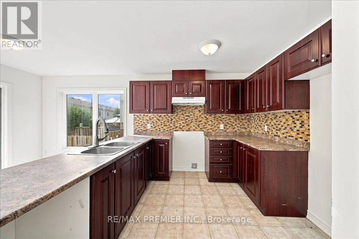 125 - 800 WEST RIDGE BOULEVARD