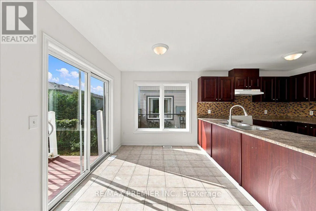 125 - 800 WEST RIDGE BOULEVARD