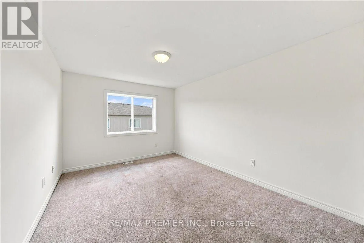 125 - 800 WEST RIDGE BOULEVARD