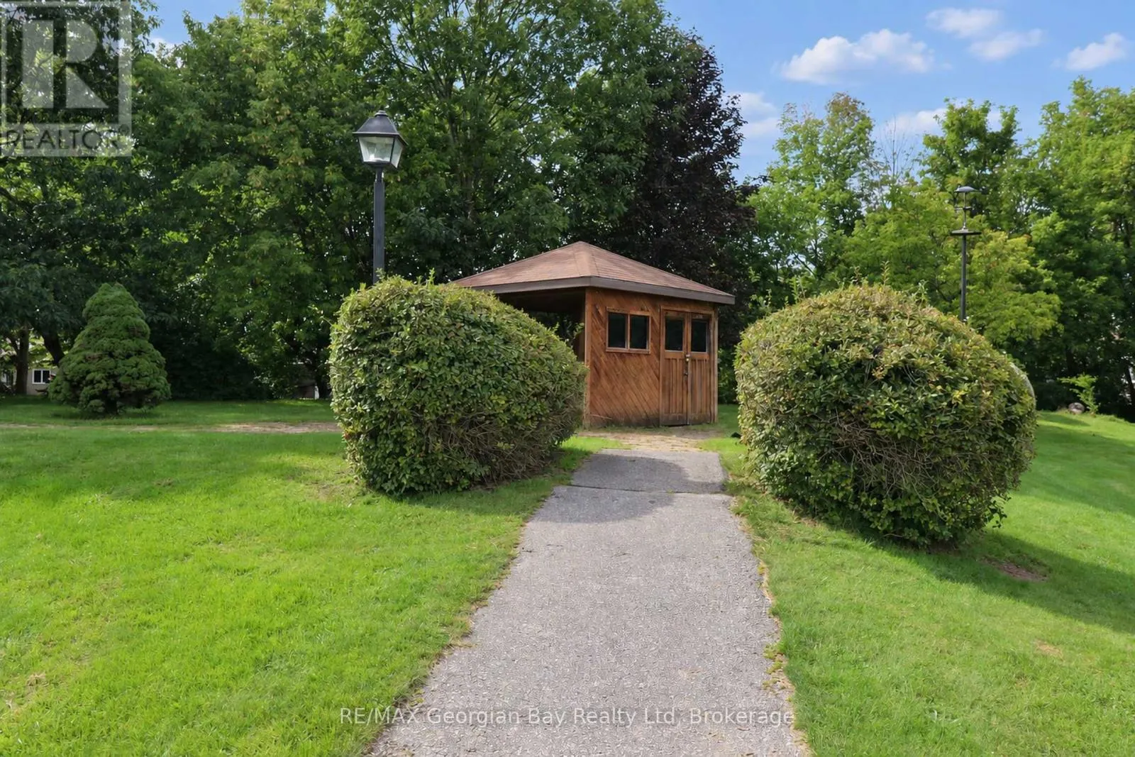 56 - 696 KING STREET #56