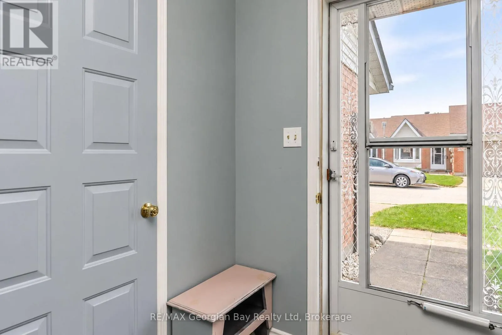 56 - 696 KING STREET #56
