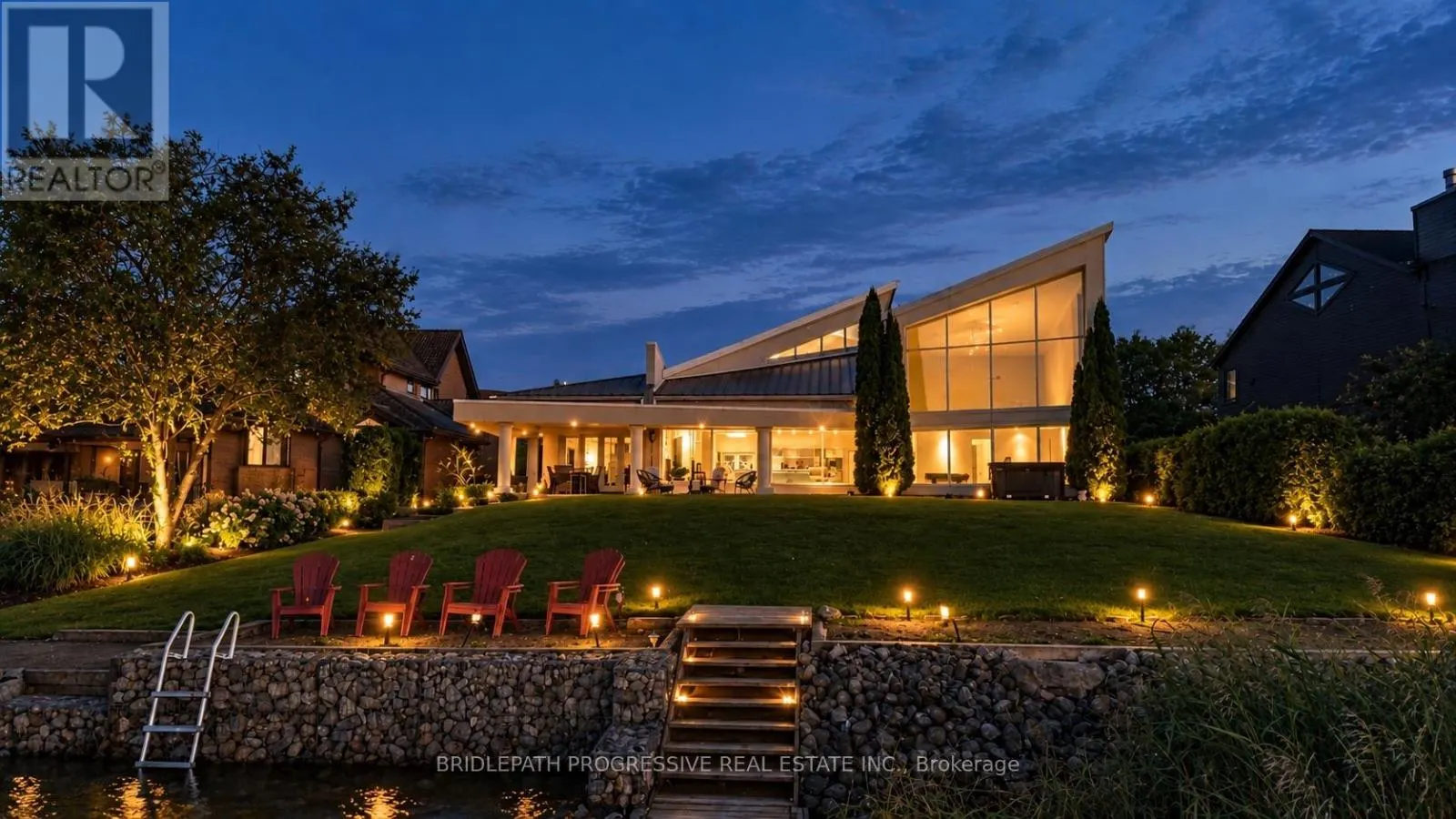 10 BECK BOULEVARD