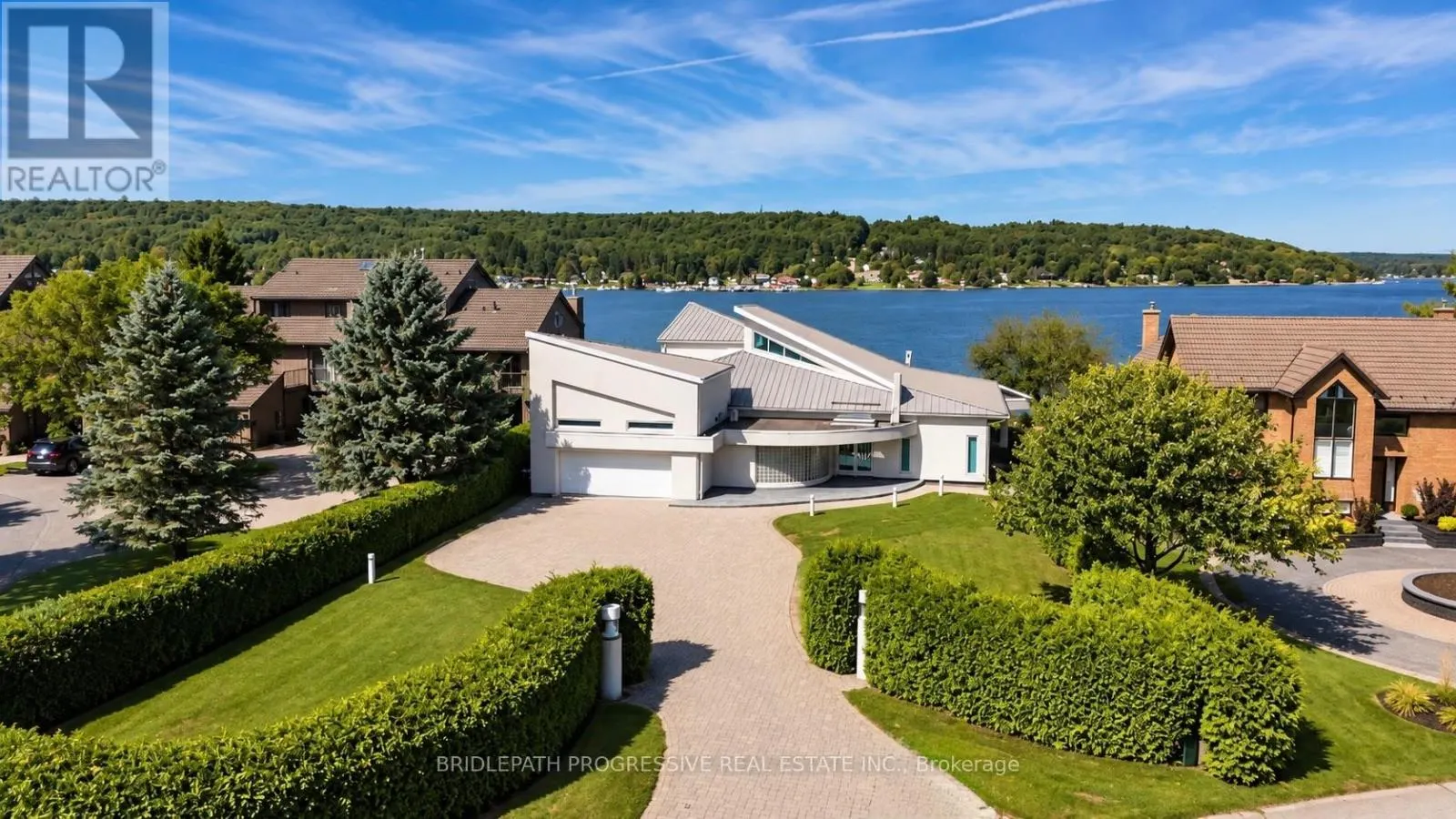 10 BECK BOULEVARD