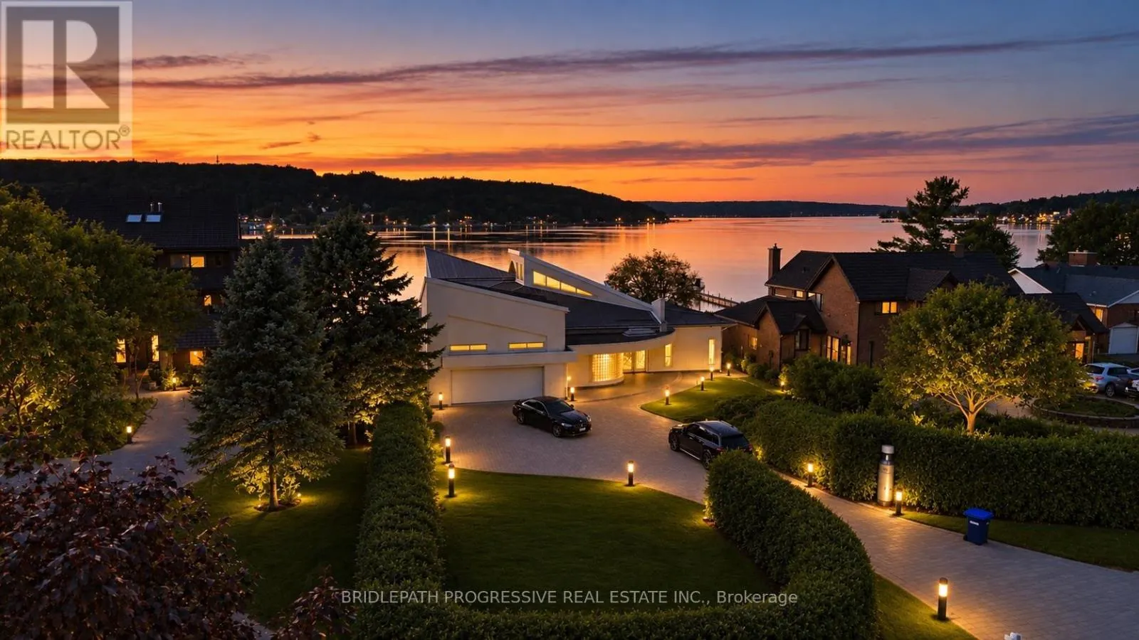 10 BECK BOULEVARD