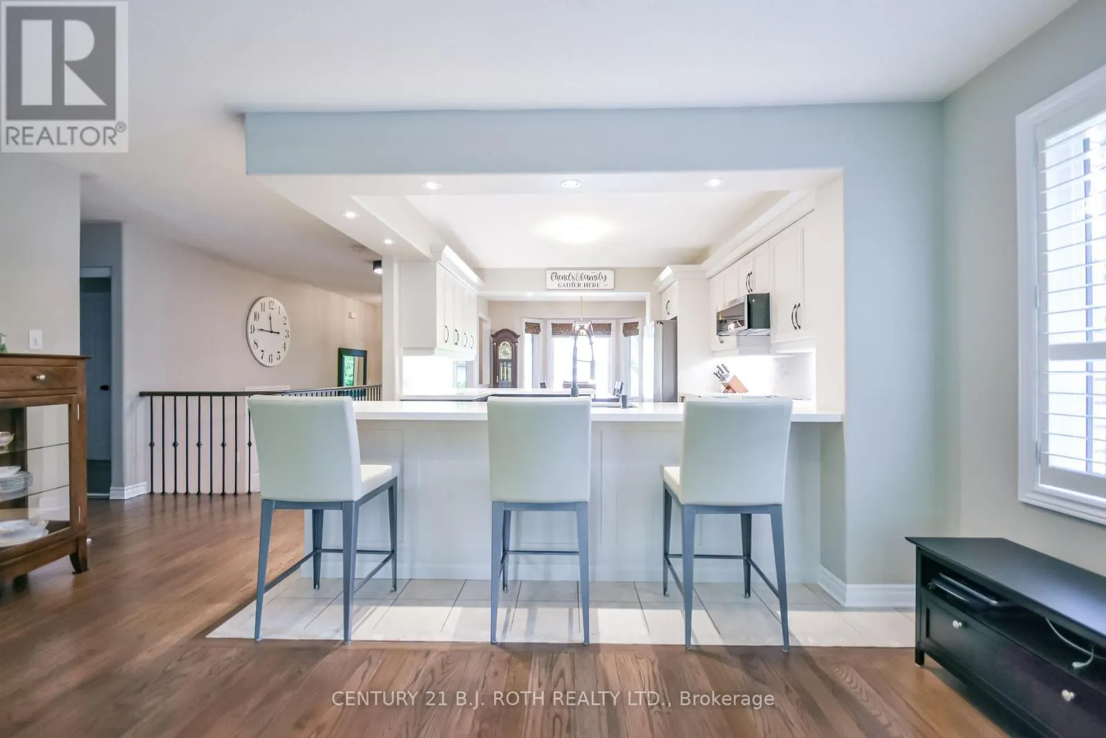 1 SILVERSANDS CRESCENT