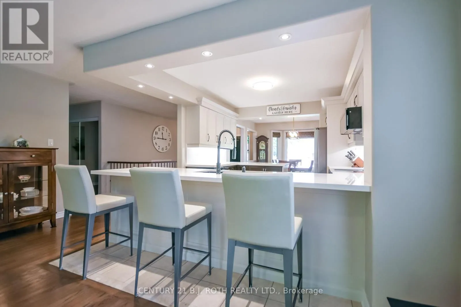 1 SILVERSANDS CRESCENT