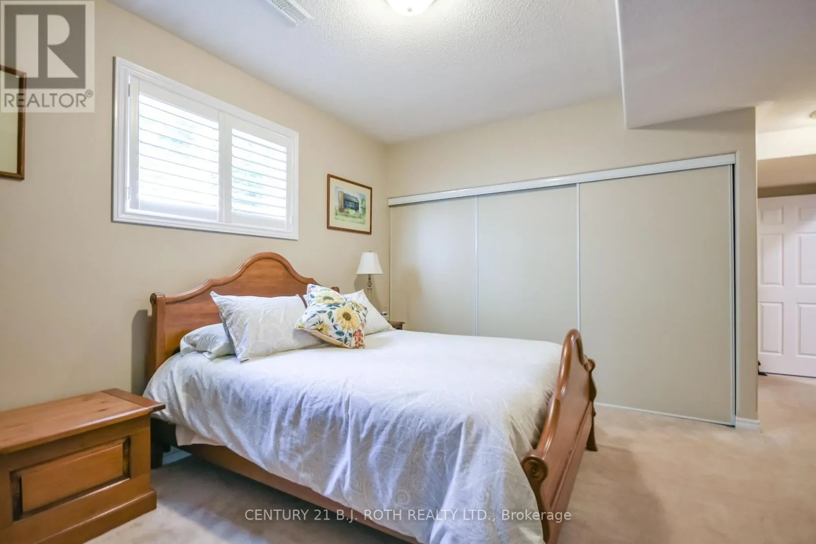 1 SILVERSANDS CRESCENT