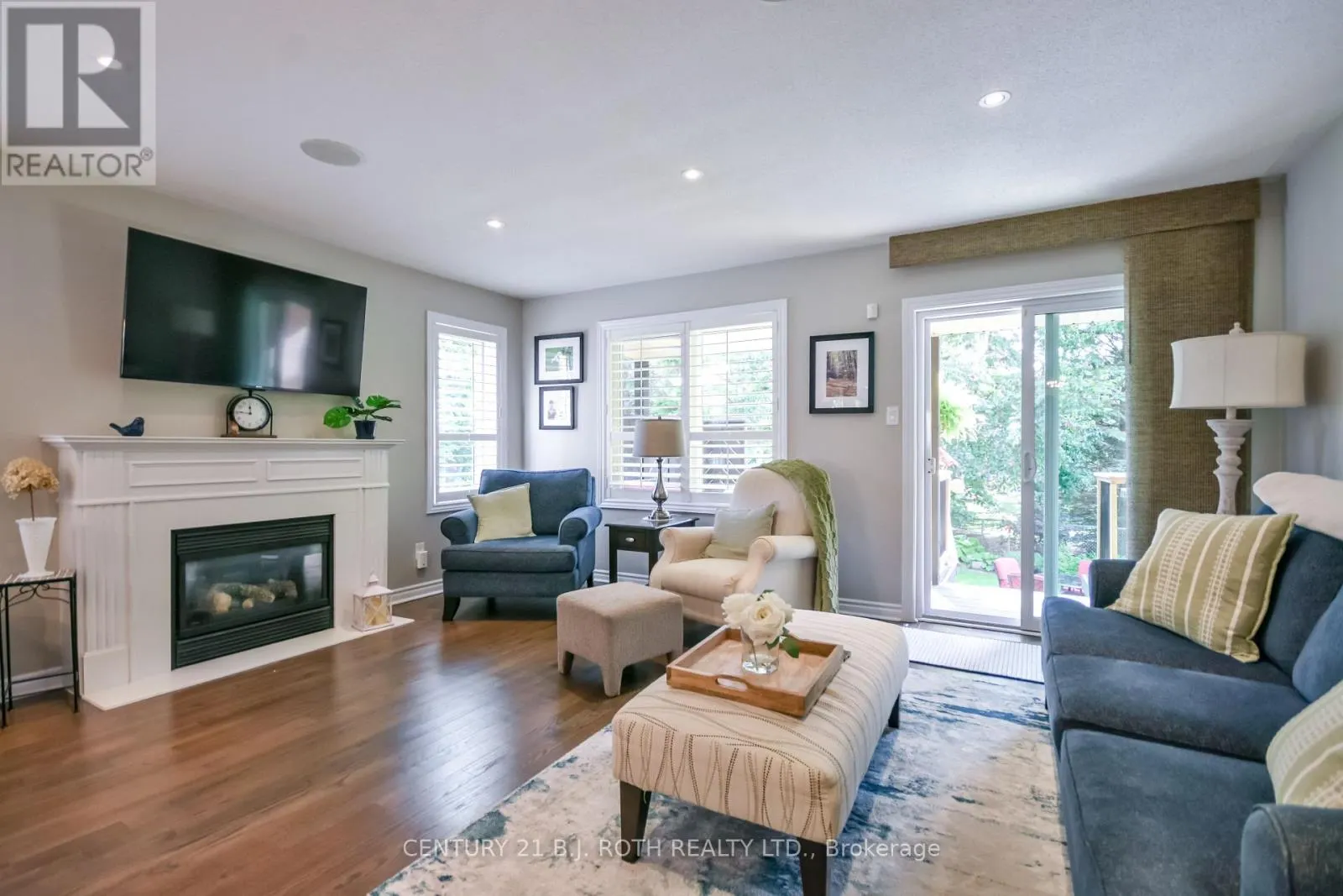 1 SILVERSANDS CRESCENT