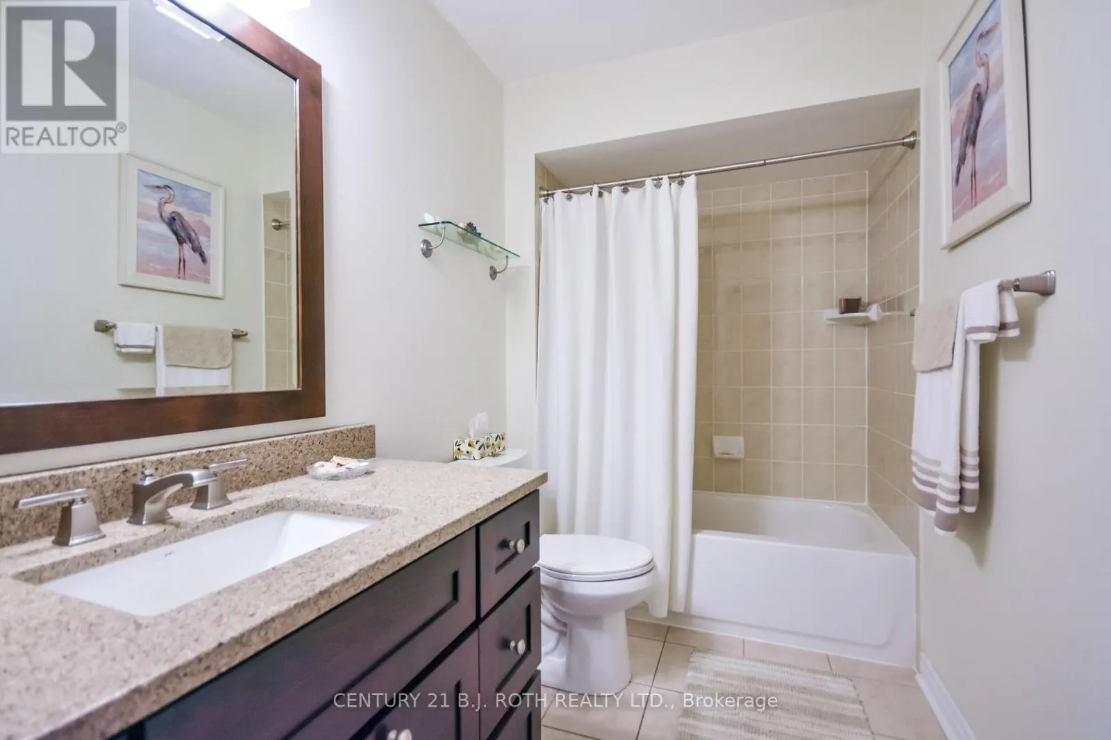 1 SILVERSANDS CRESCENT