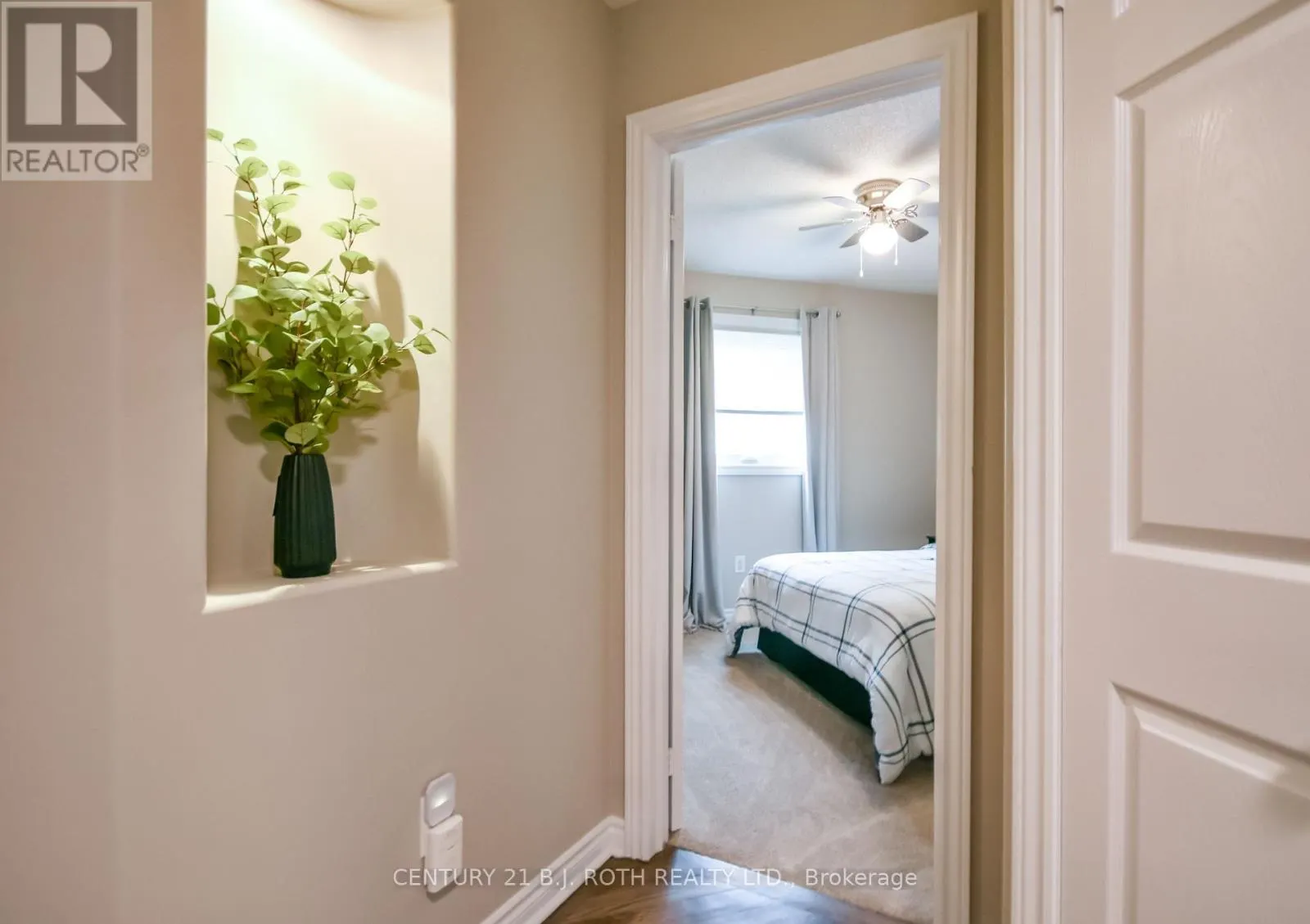 1 SILVERSANDS CRESCENT