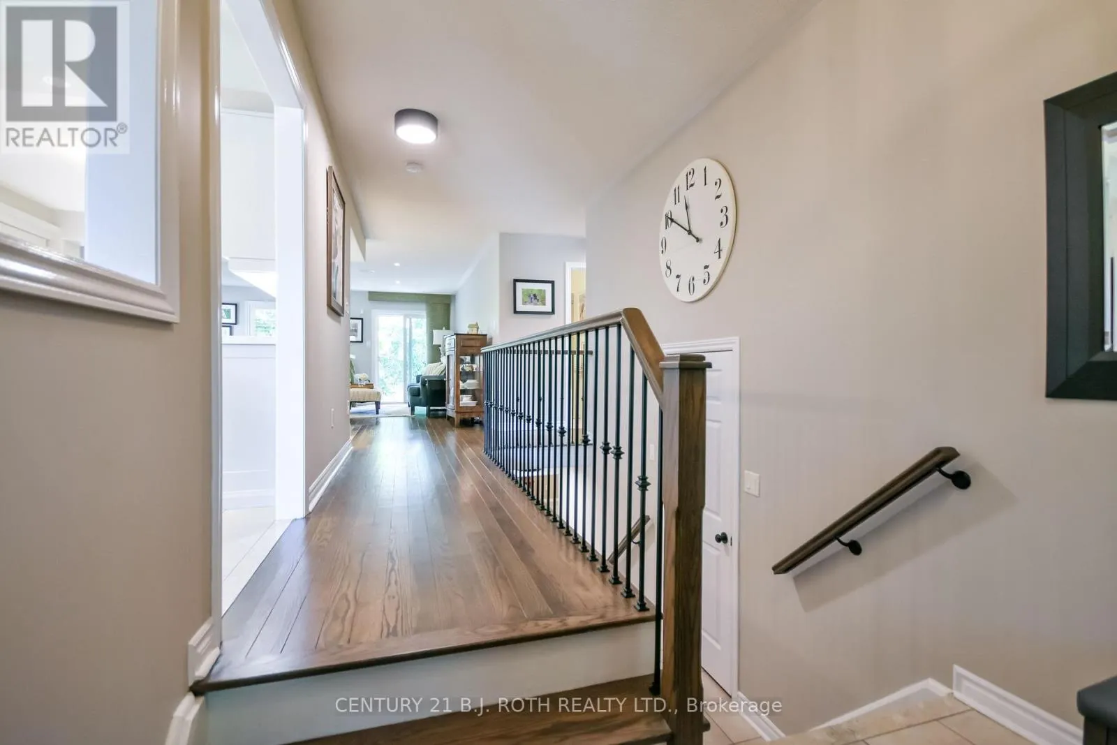 1 SILVERSANDS CRESCENT
