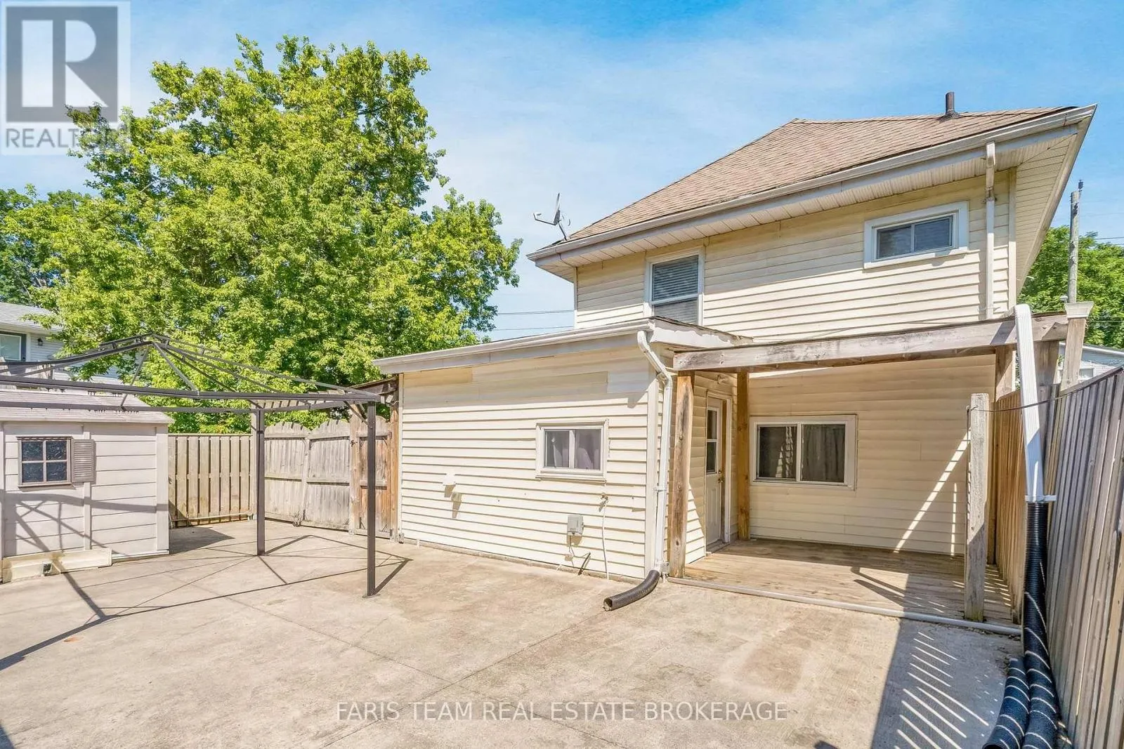 277 GLOUCESTER STREET